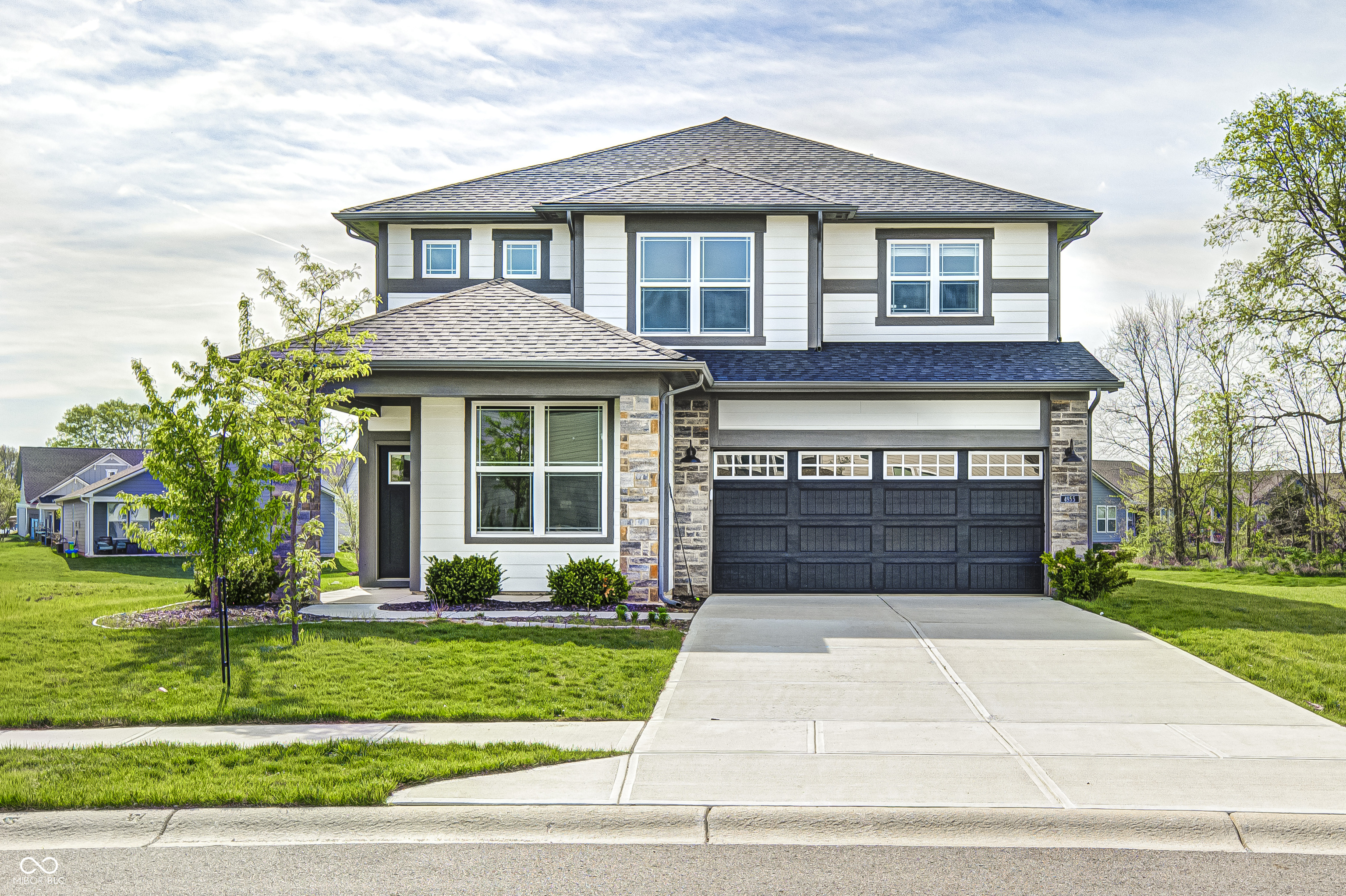 4955 Oak Hill Drive — photo