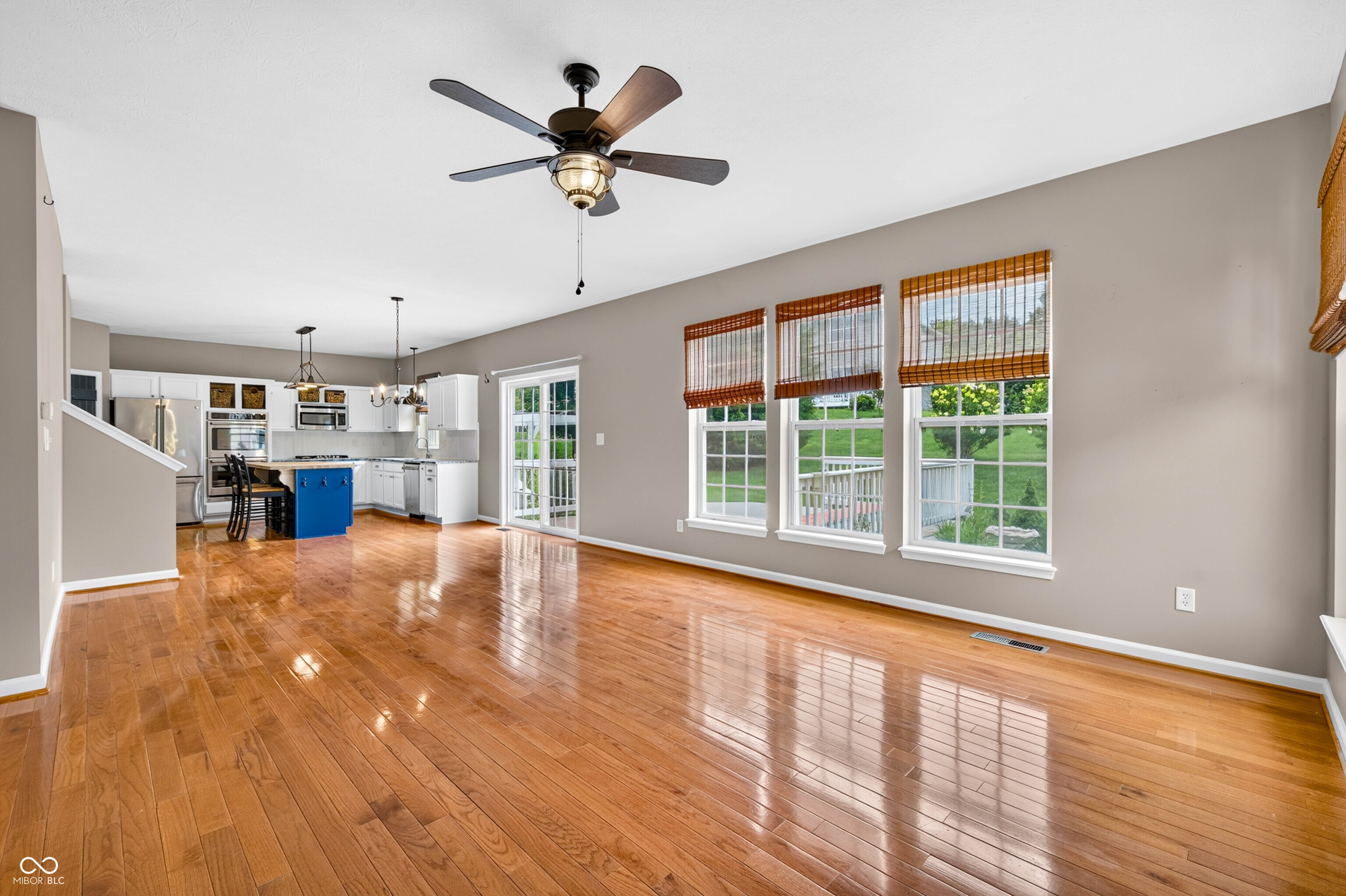 697 Lake Vista Drive — photo