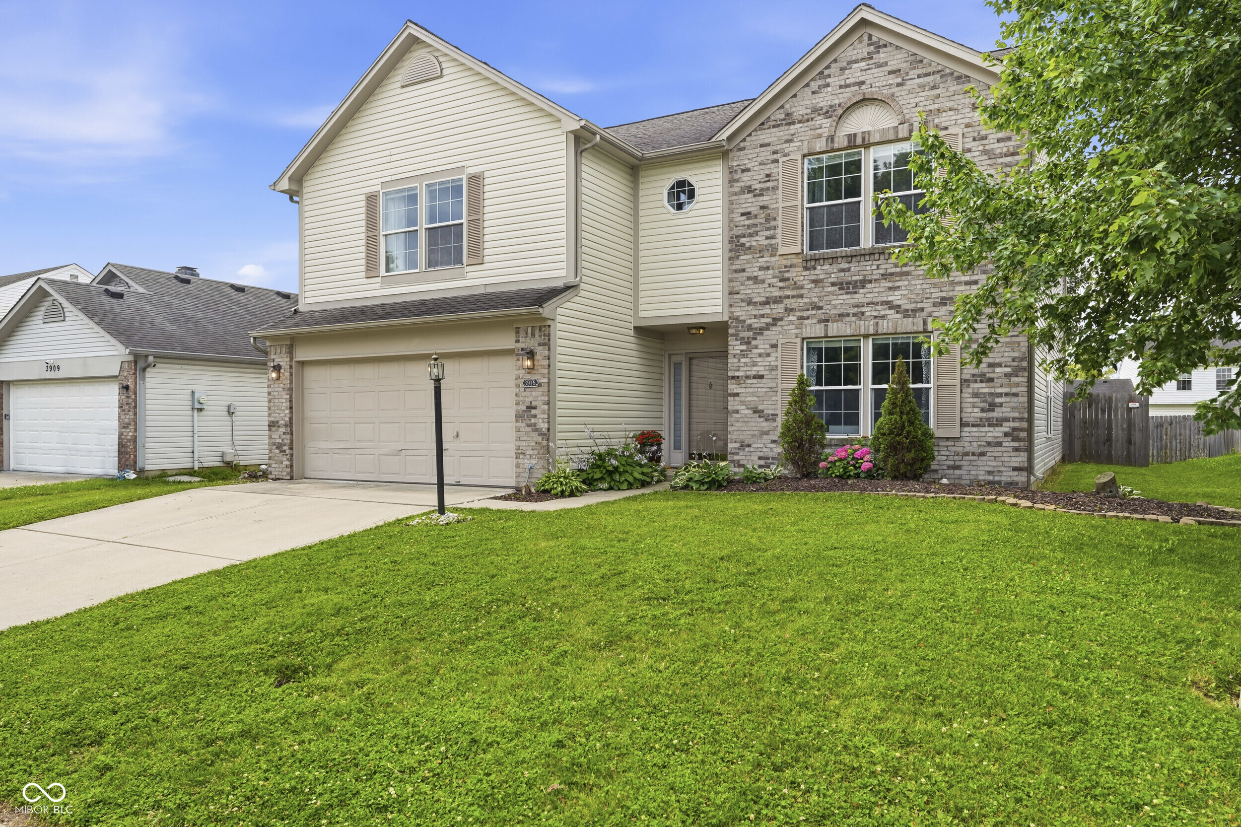3915 Rosefinch Circle — photo