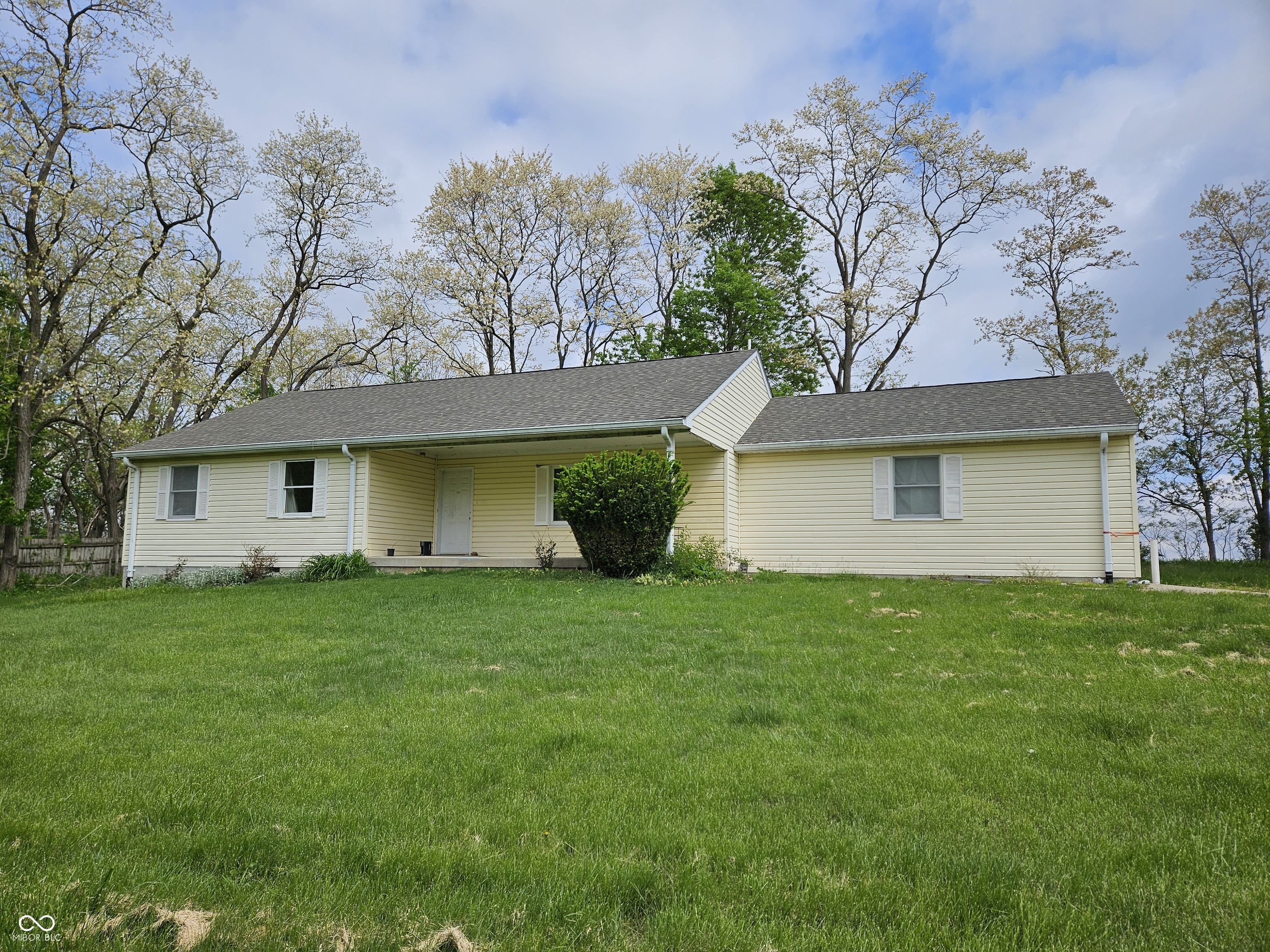 6243 E County Road 600 N — photo