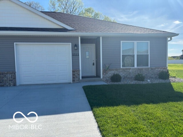 1511 Coen Court — photo