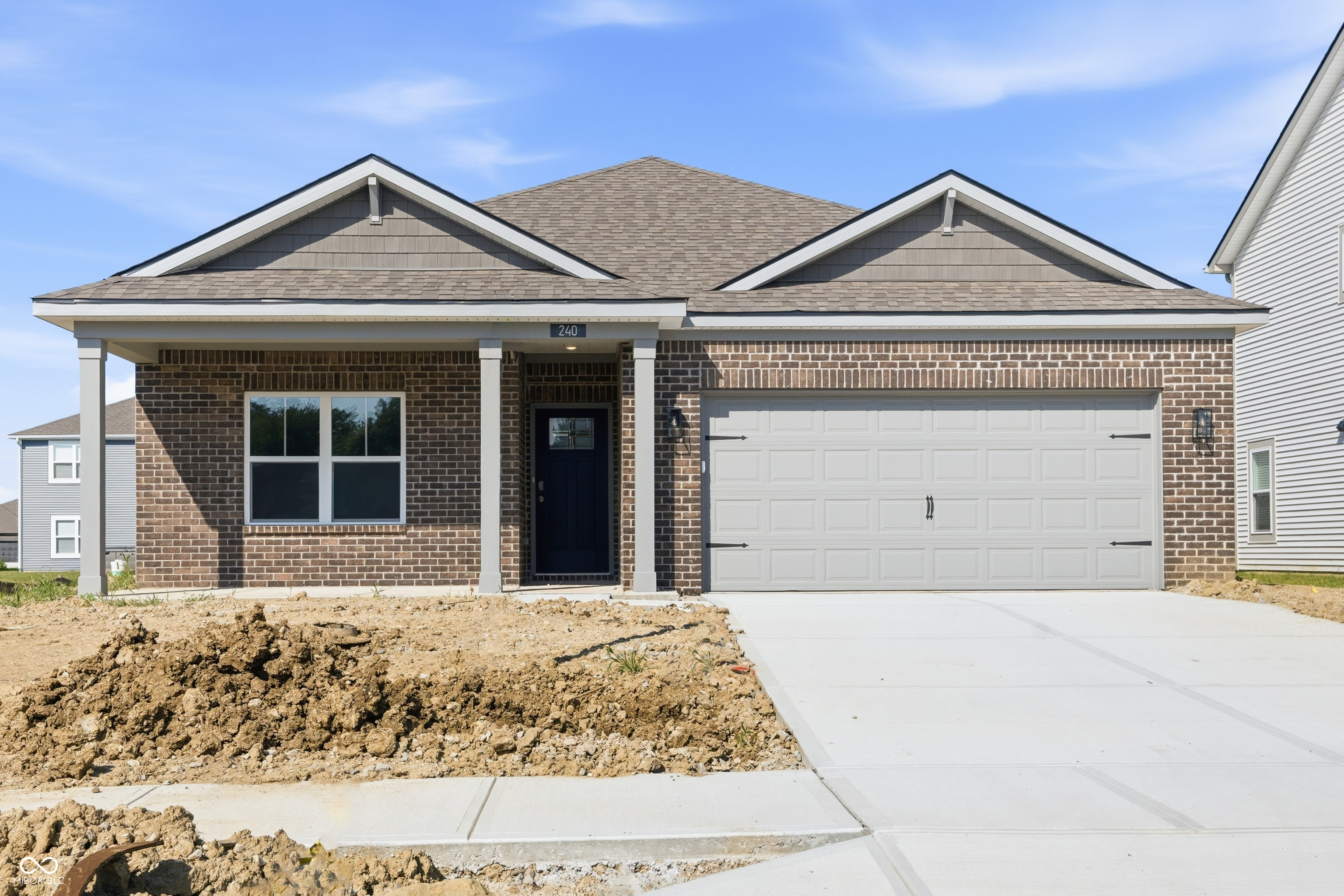 240 Springfield Crossing — photo