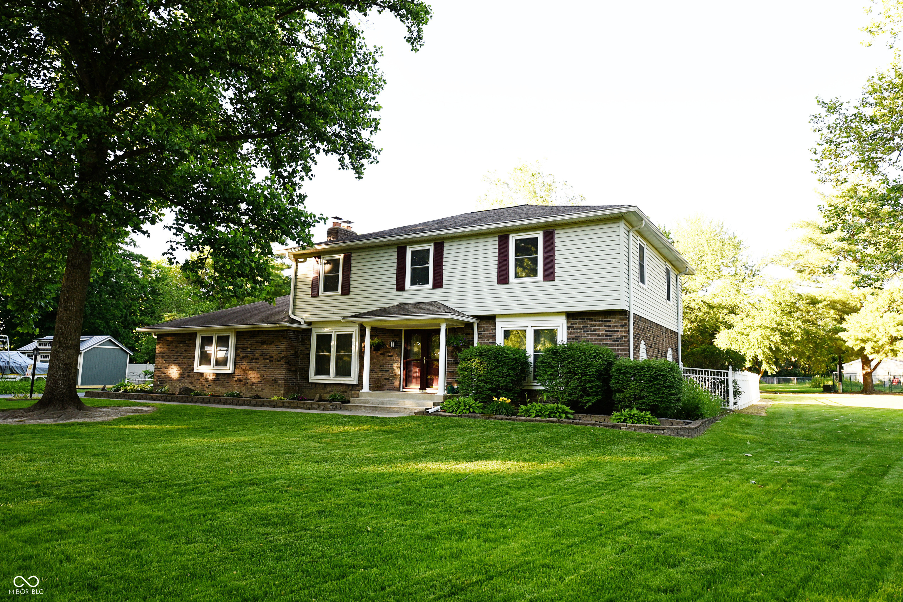 519 Woodland East Drive — photo