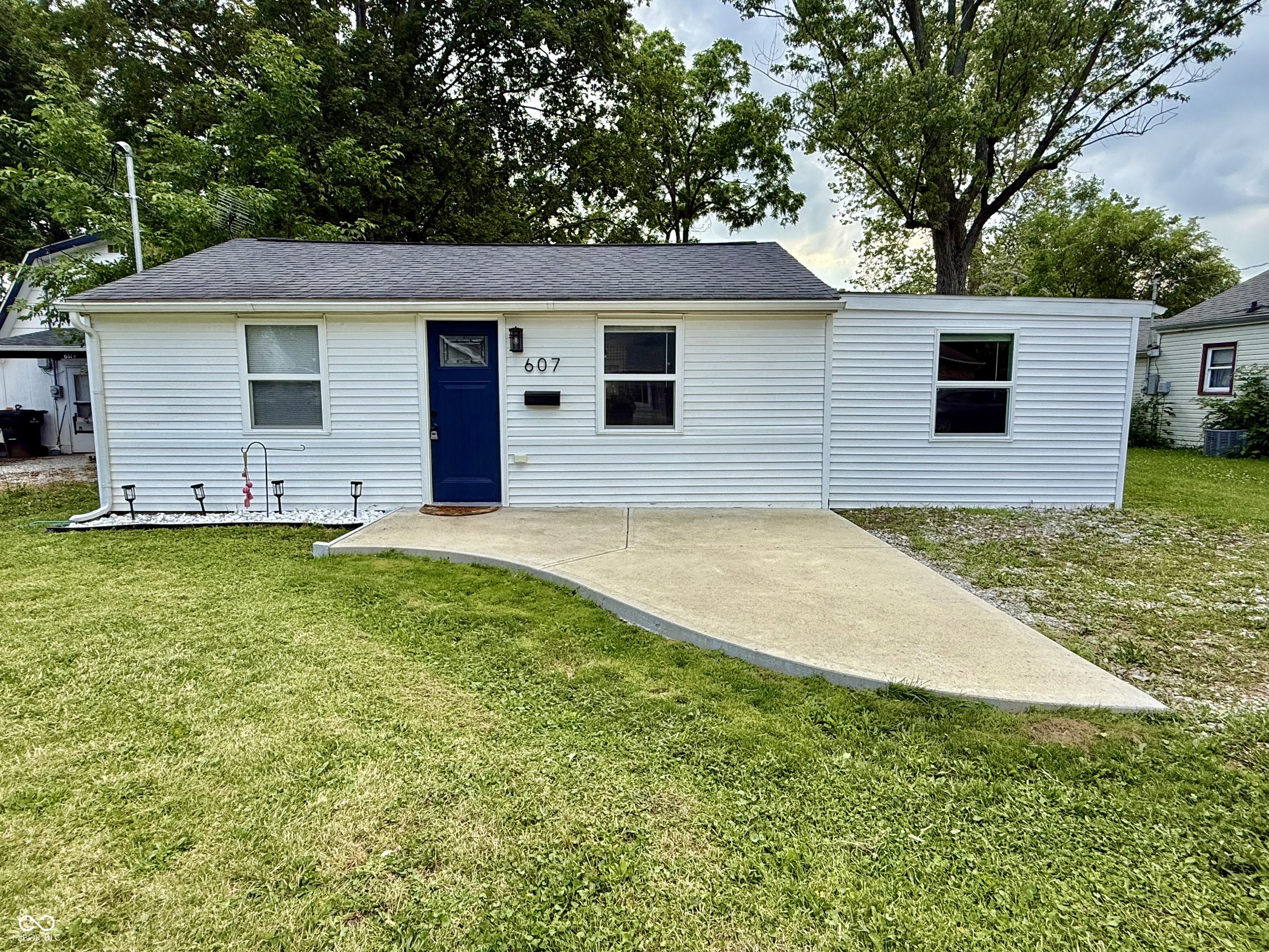 607 Ellenhurst Drive — photo
