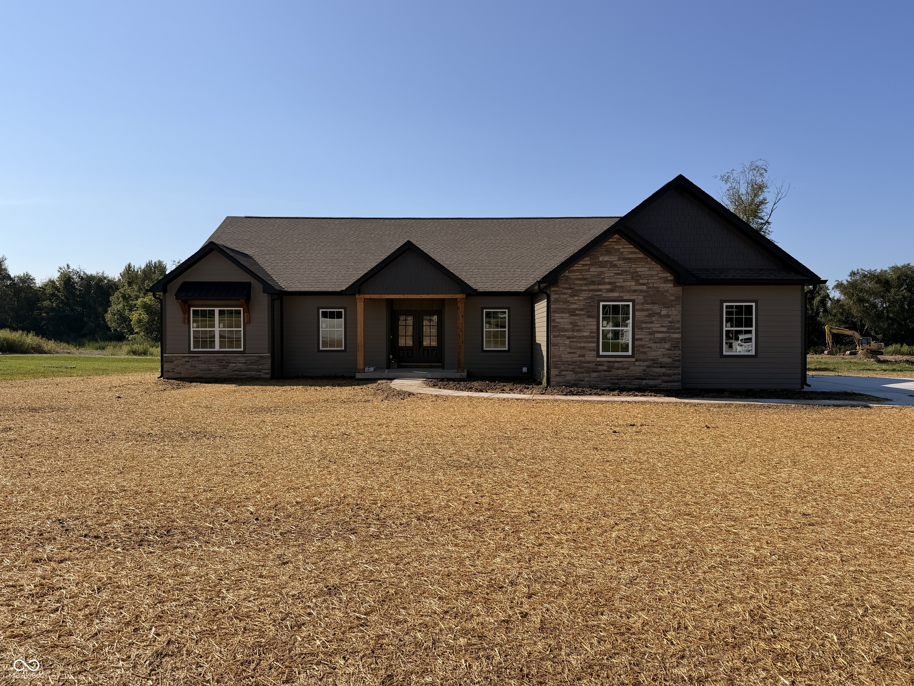 5 Pine Hills Court — photo
