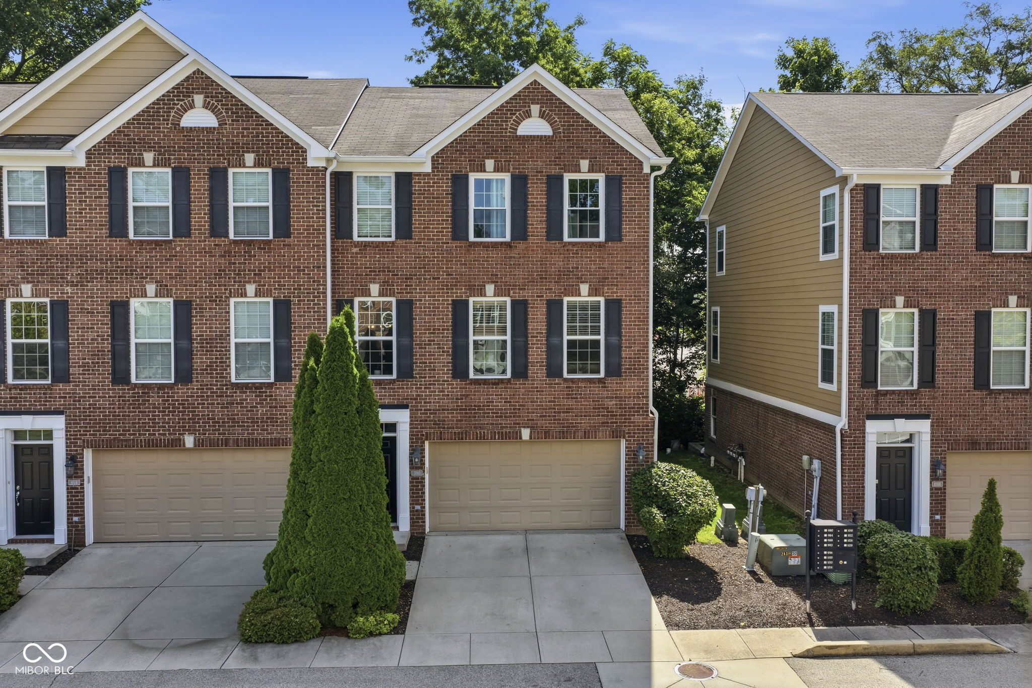 1010 Bard Lane — photo