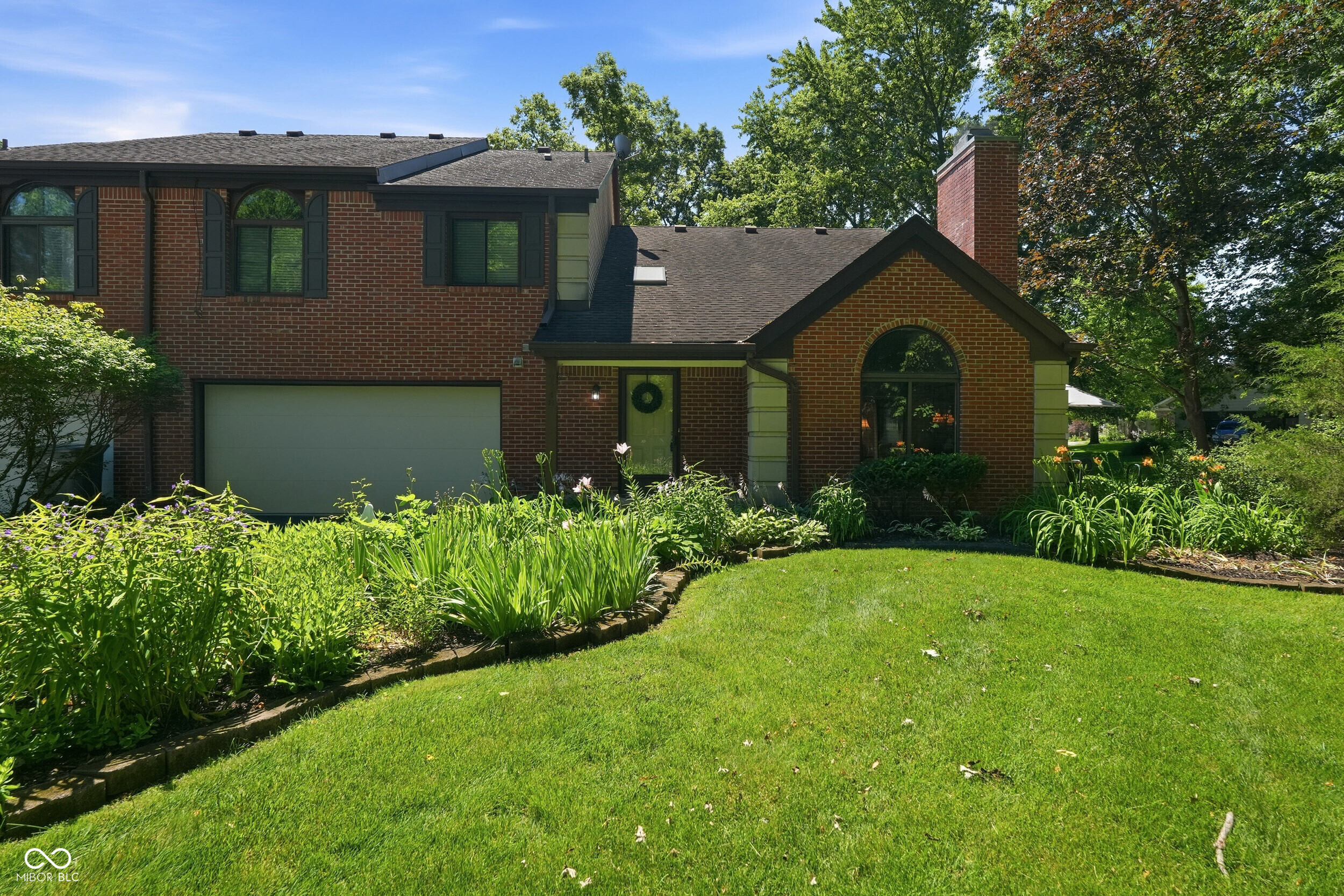 9248 Golden Woods Drive — photo