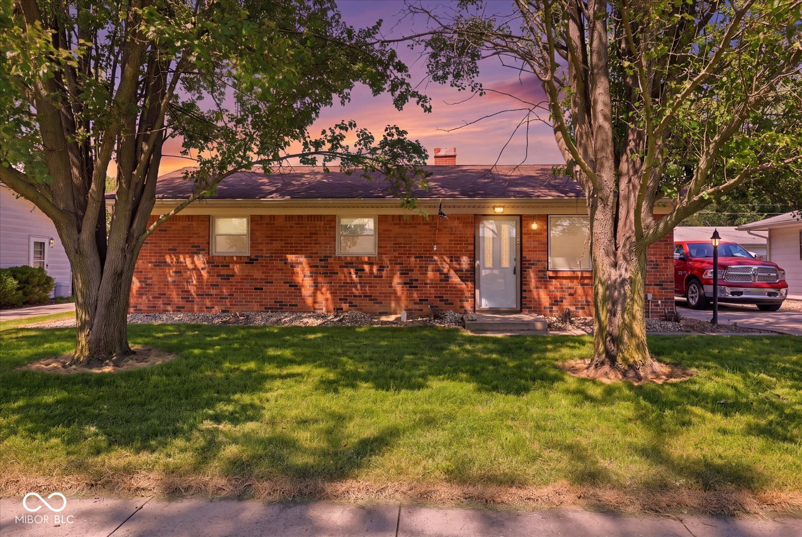 1126 Crestmoor Drive — photo