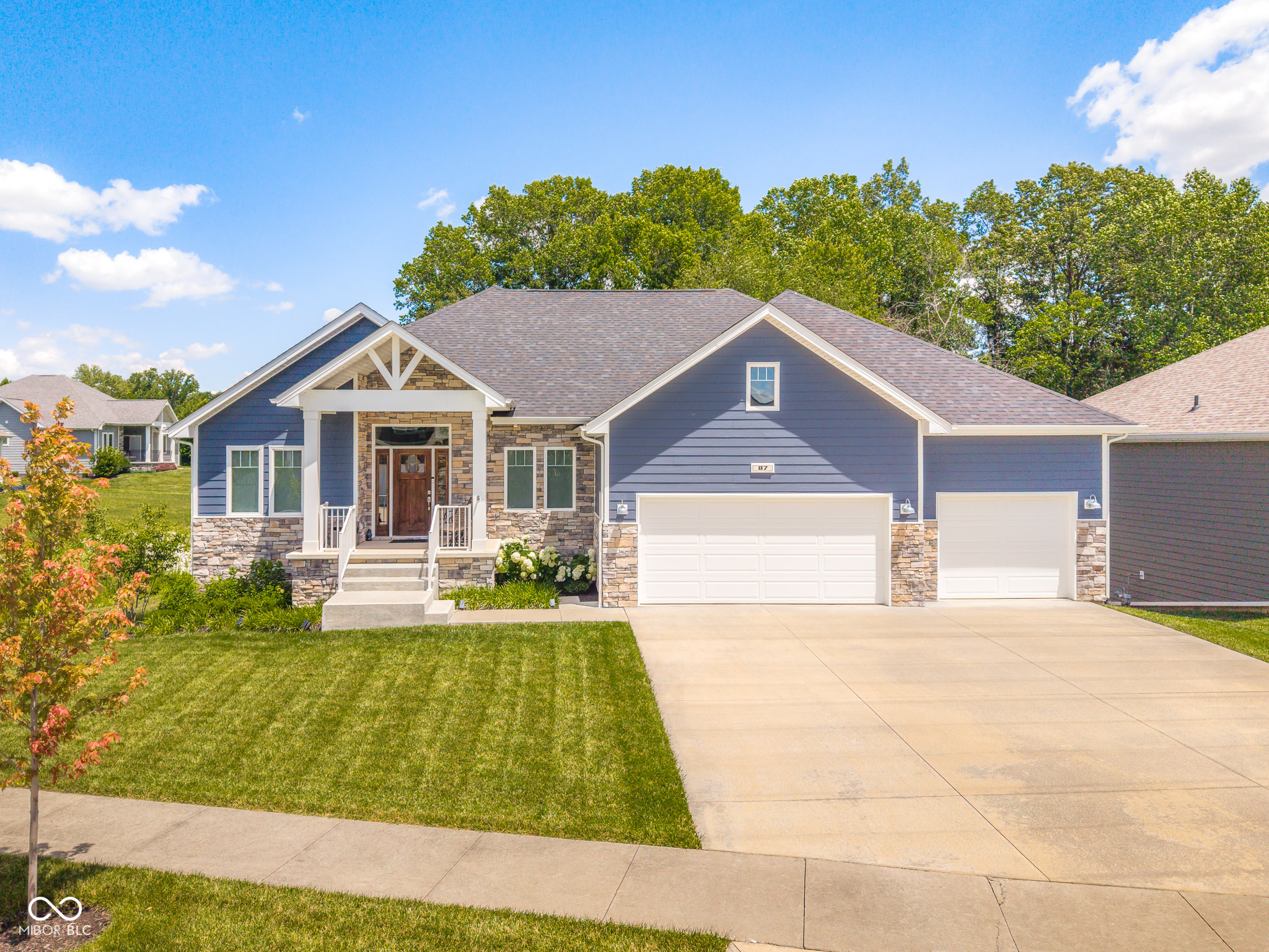 87 Westbrook Court — photo