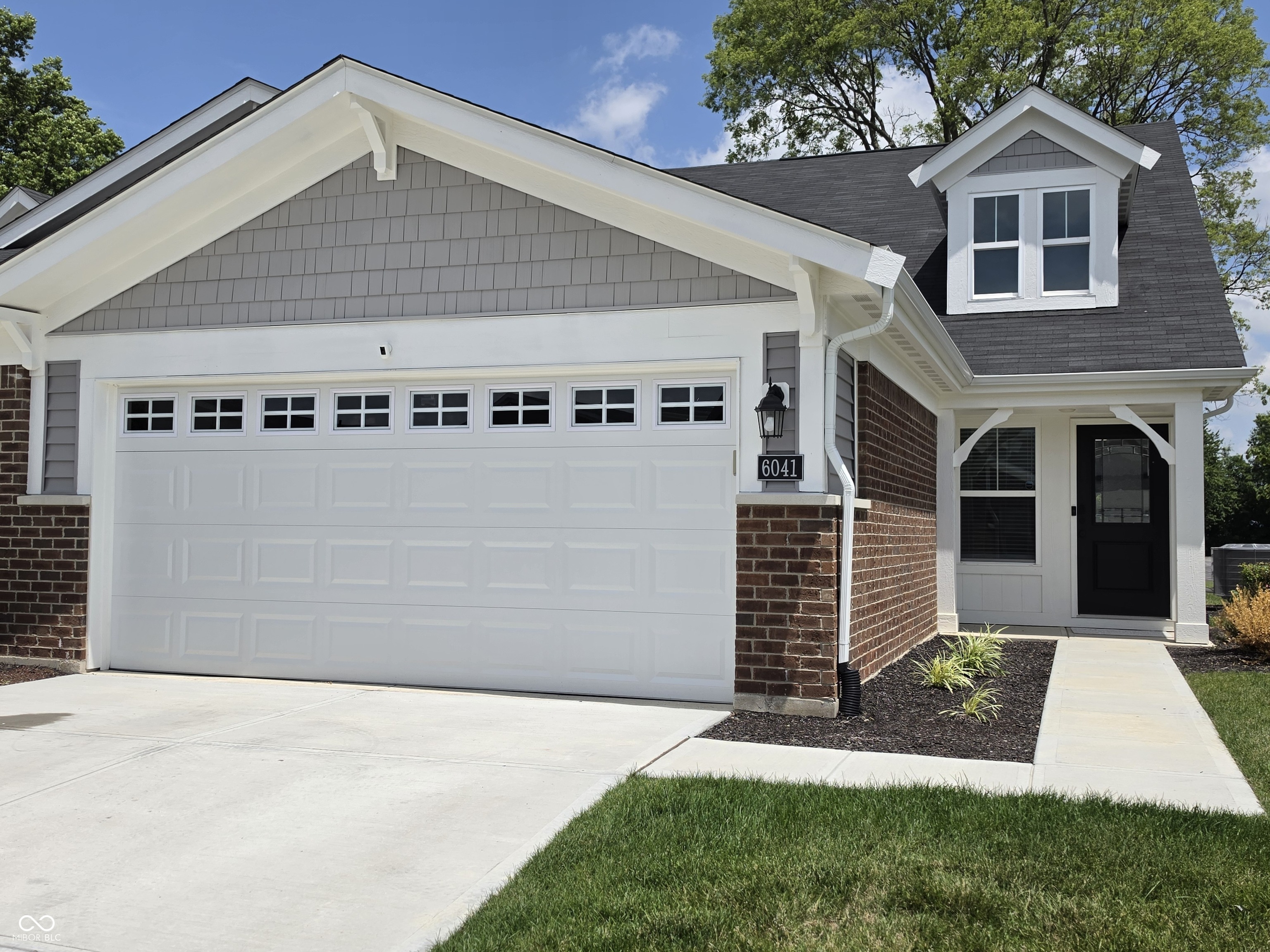 6041 Bluecrest Drive — photo