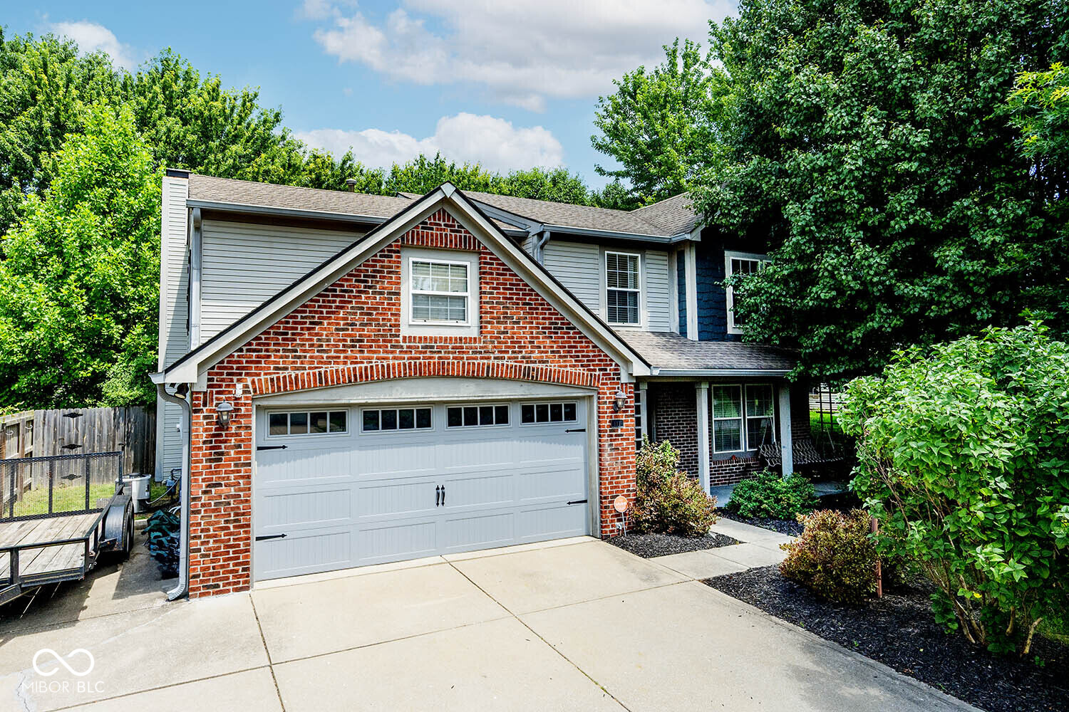 111 Oakview Drive — photo