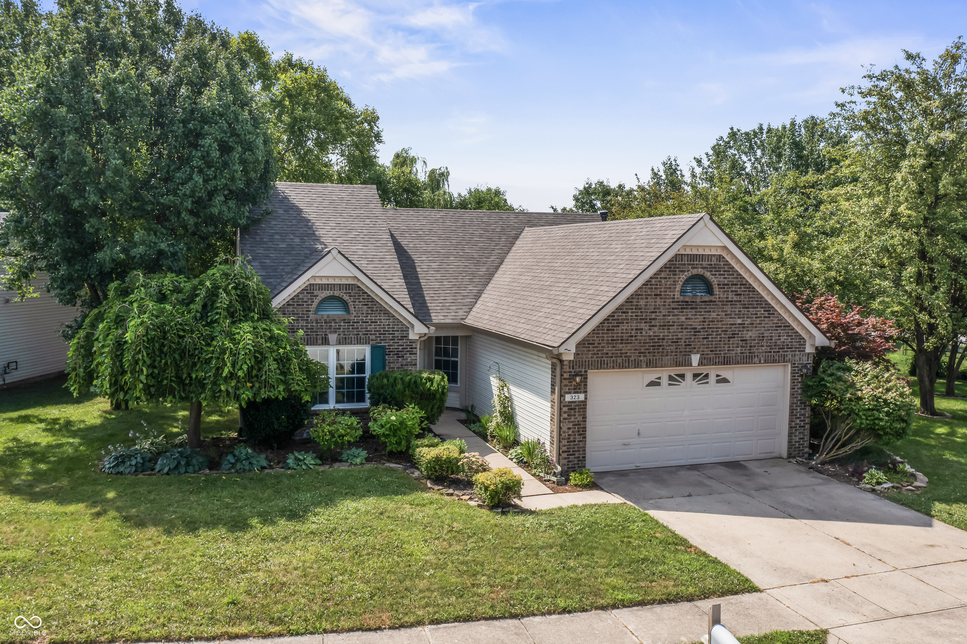 323 Lake Ridge Lane — photo