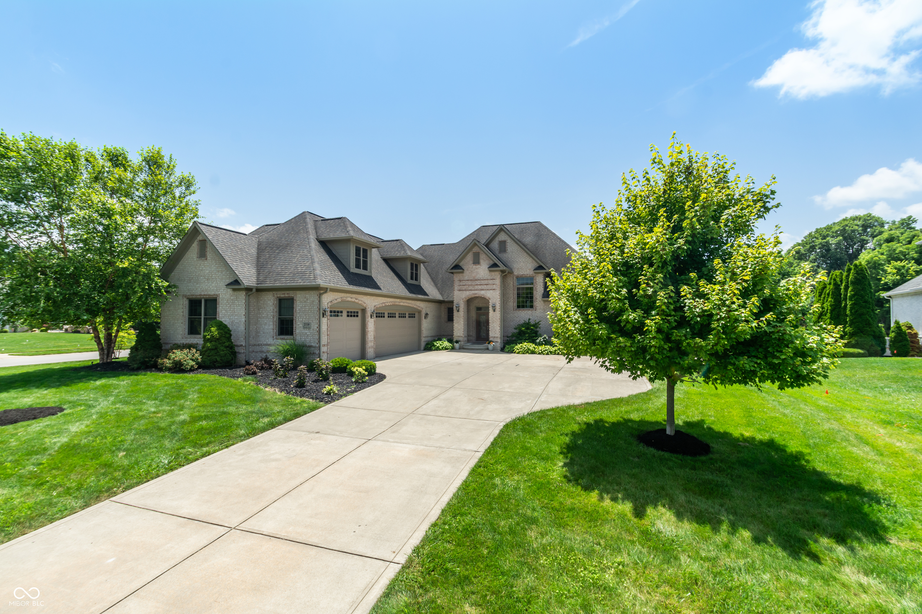 2350 Waterside Circle — photo