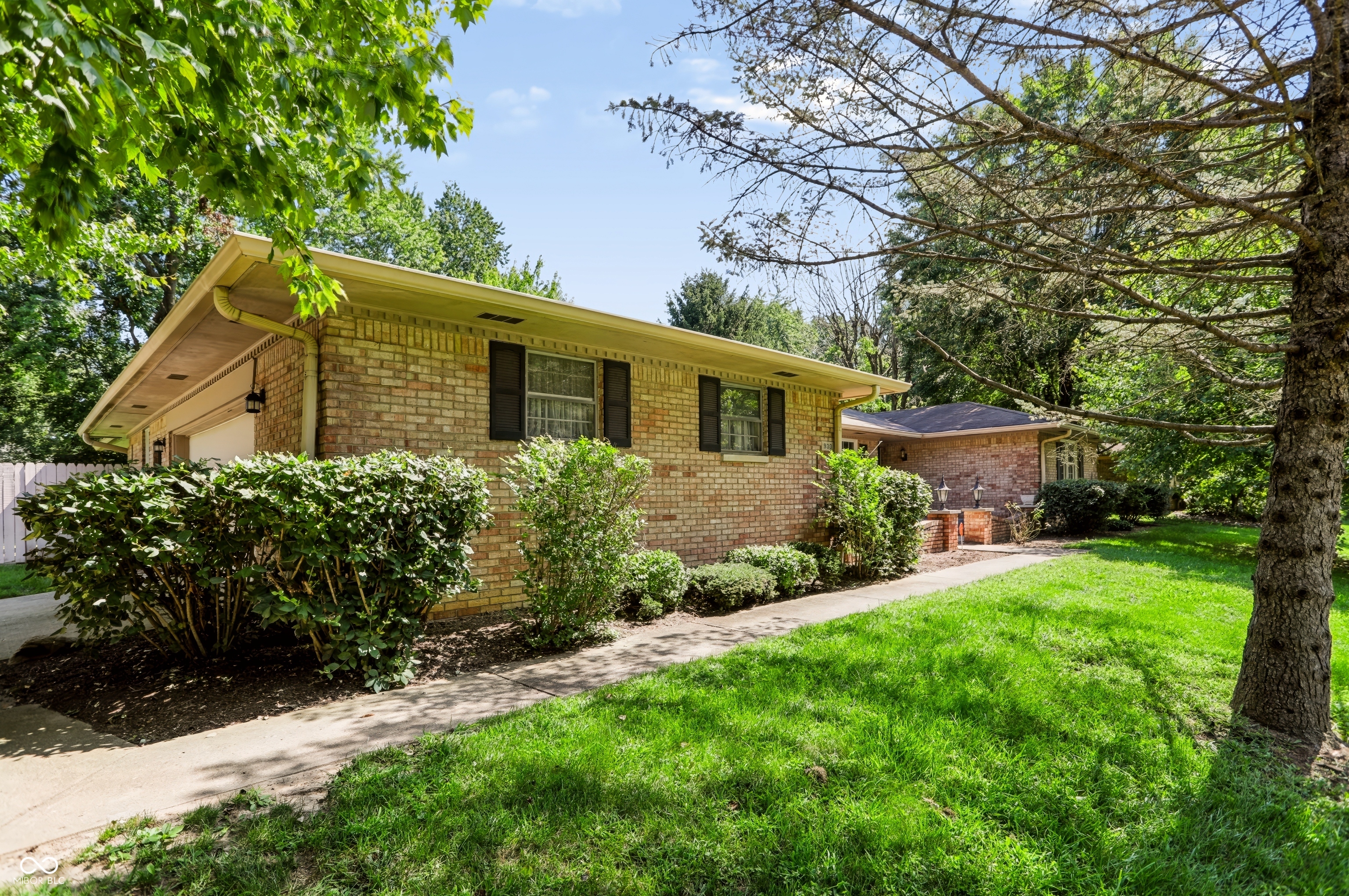 930 Mellowood Drive — photo