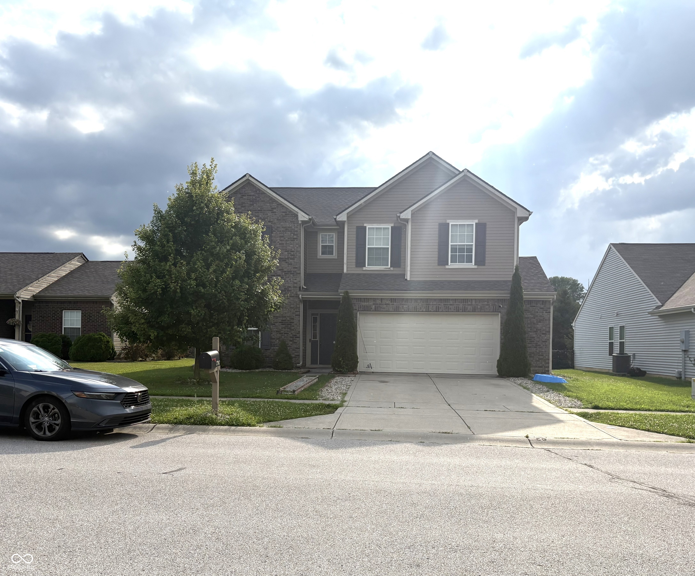 2702 Ashton Lane — photo