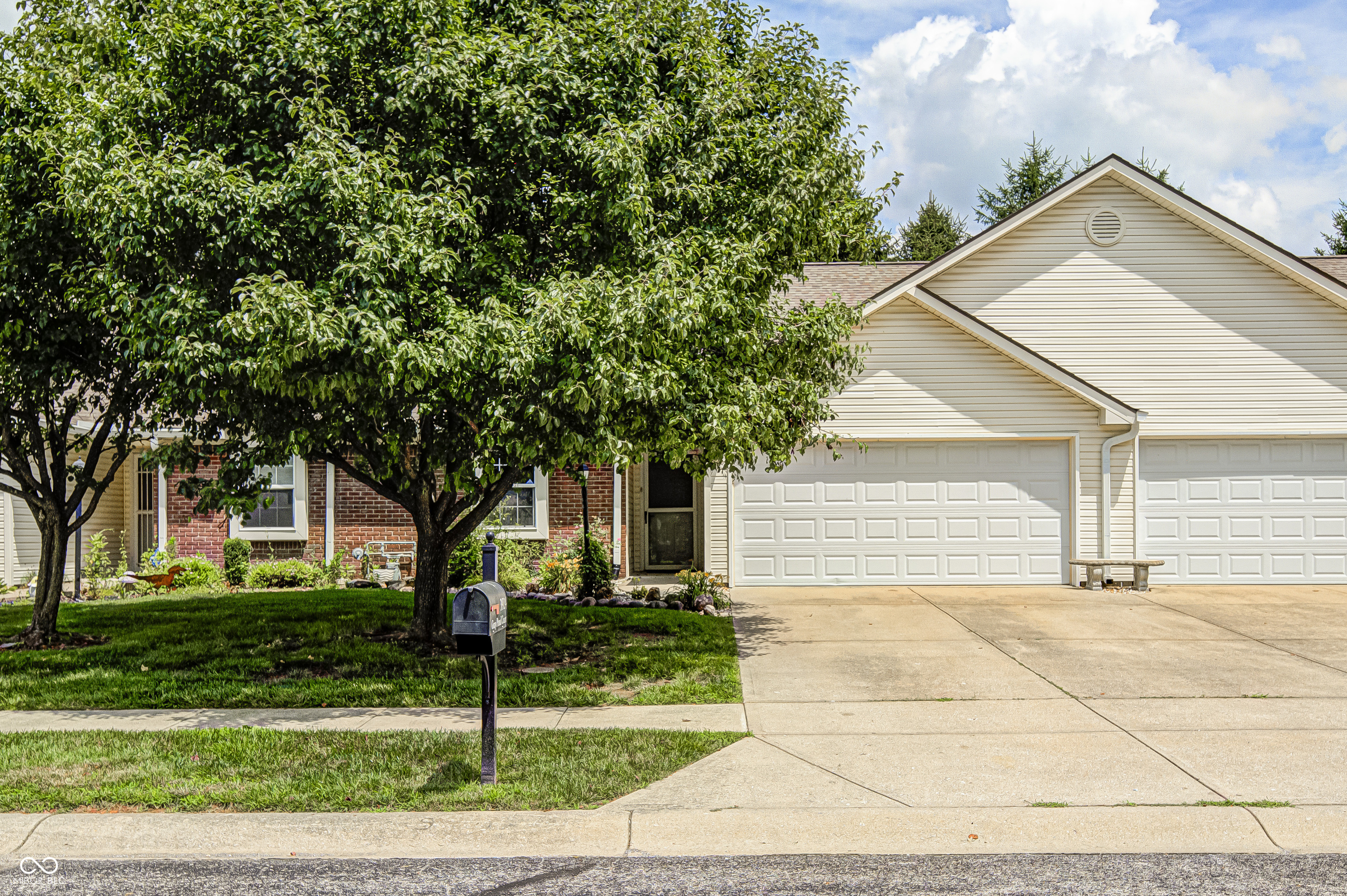 3924 Gray Pond Court — photo