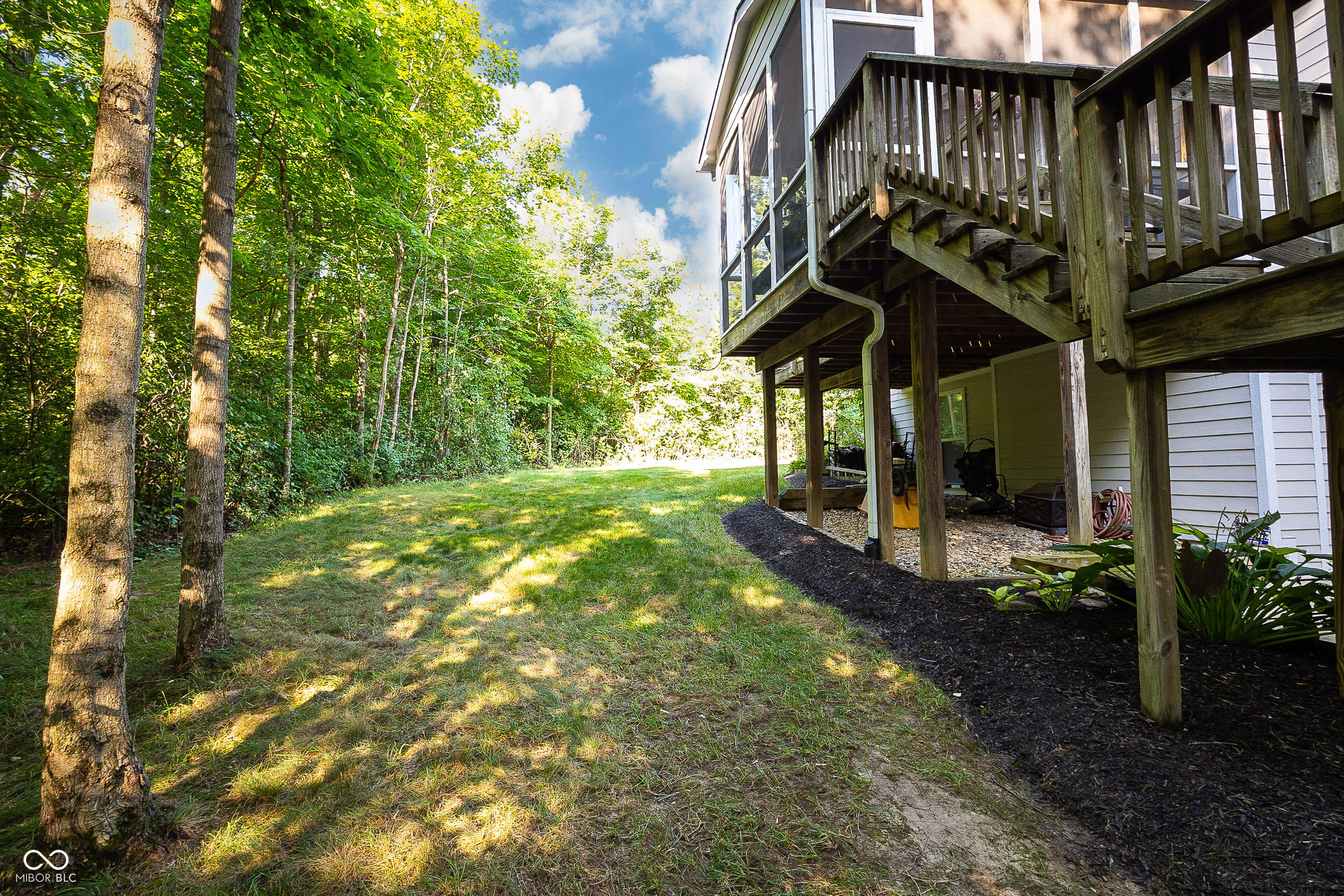 8461 Vine Maple Way — photo