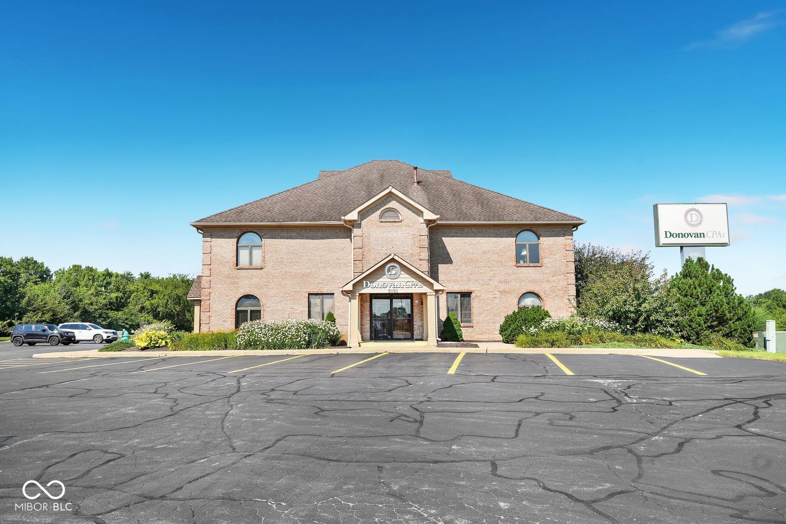 5151 E US Highway 36 — photo
