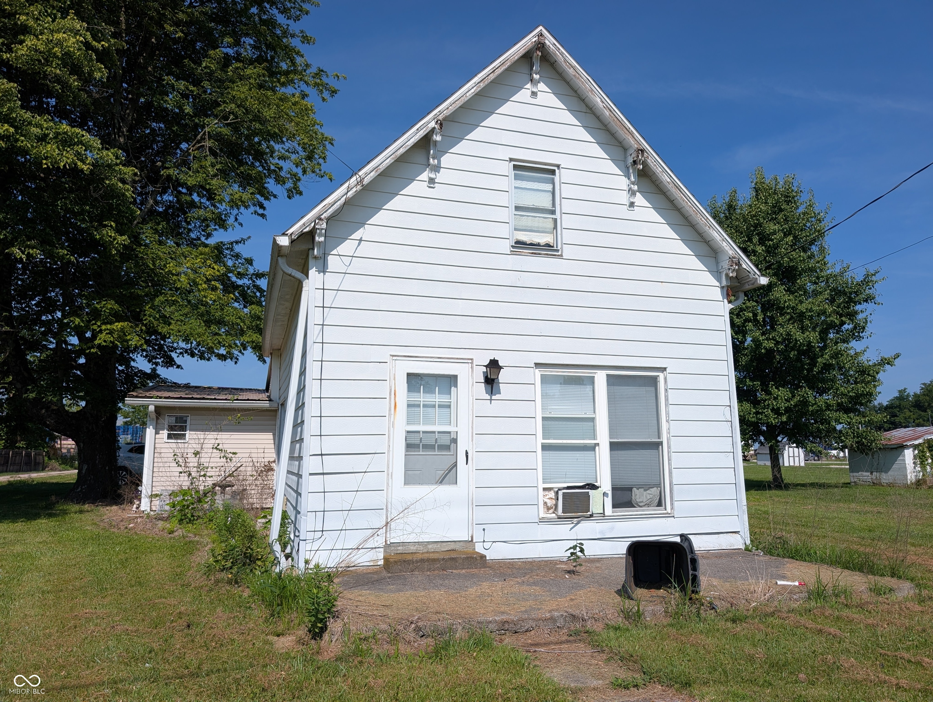 3185 N Washington Street — photo