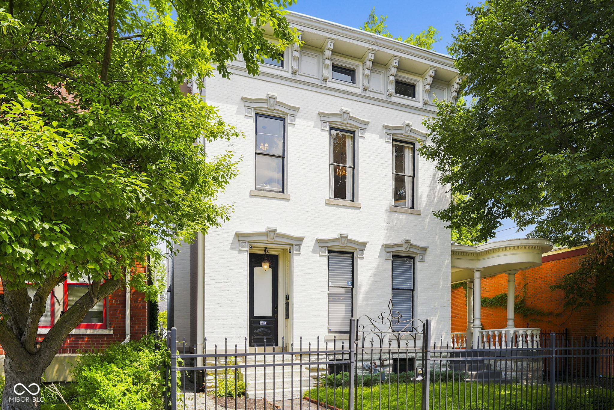 214 E Saint Joseph Street — photo