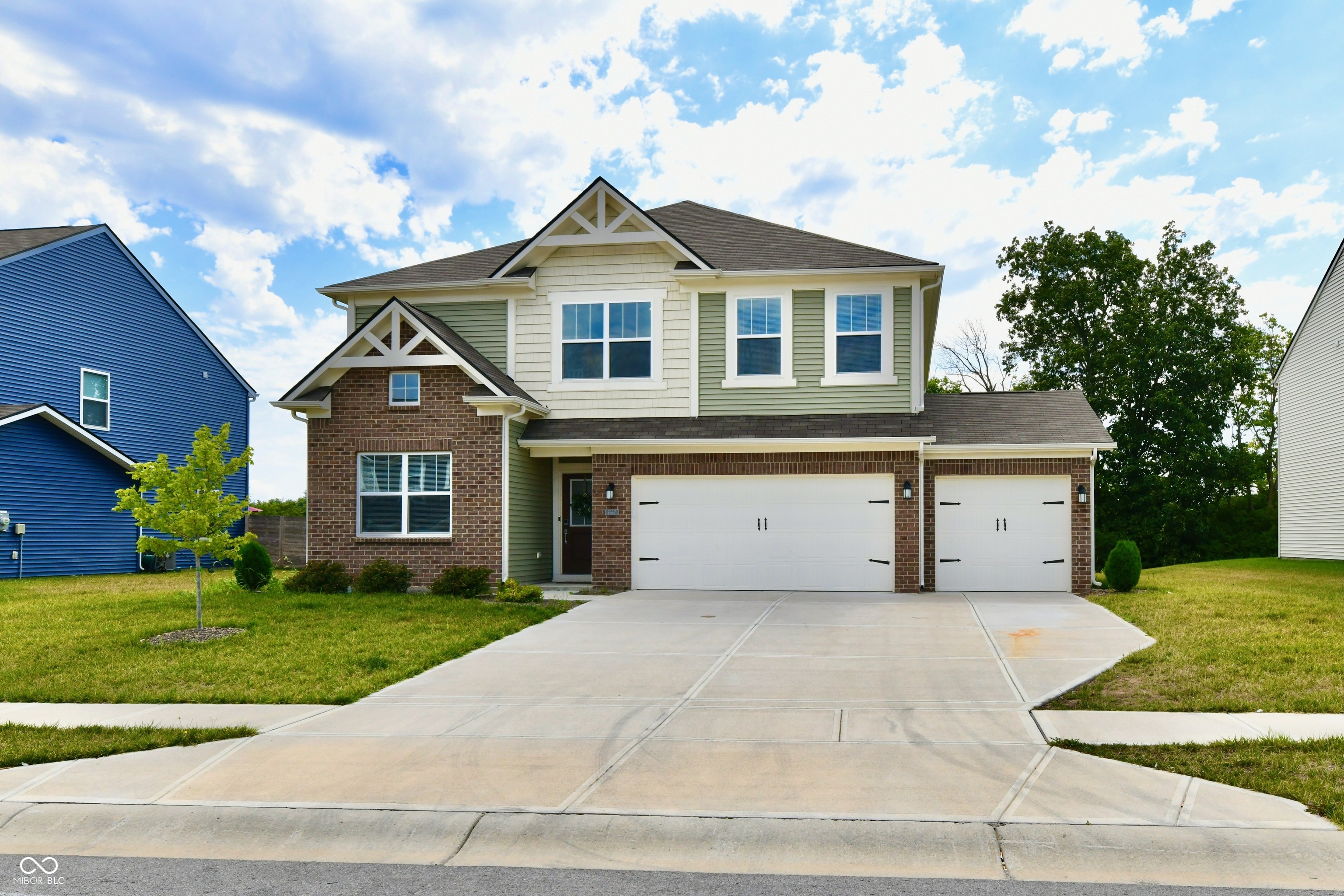 7657 Hillway Drive — photo