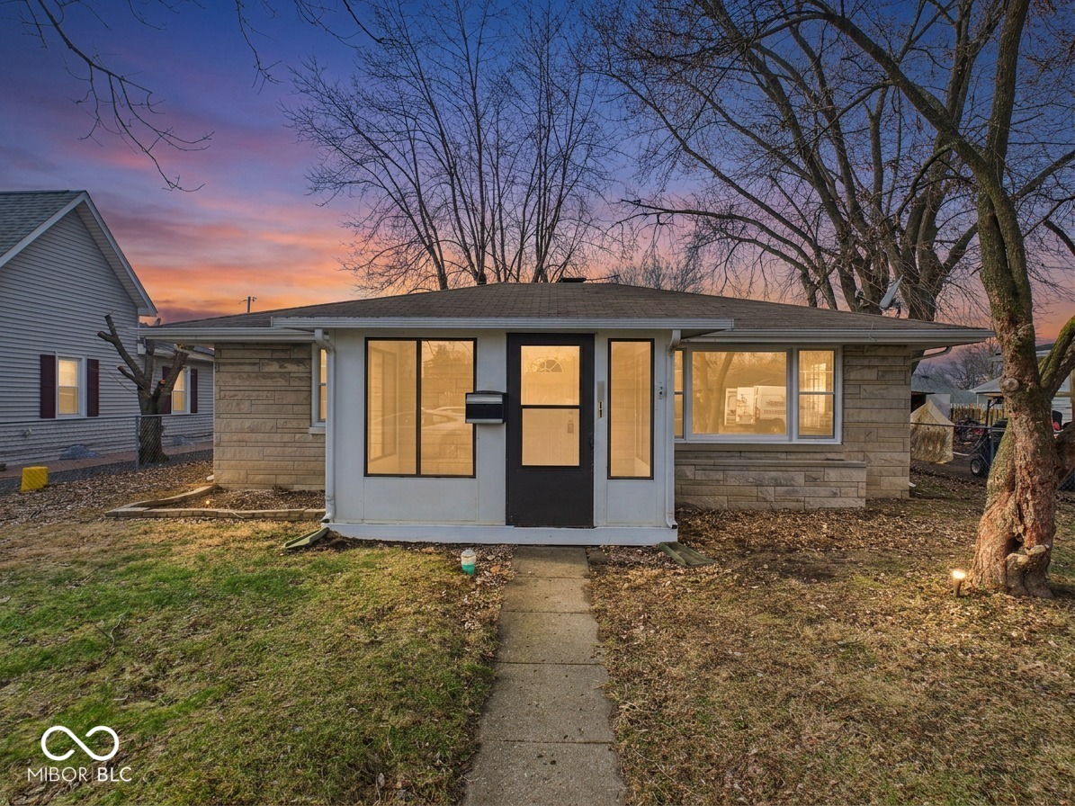 3611 E Lynn Street — photo