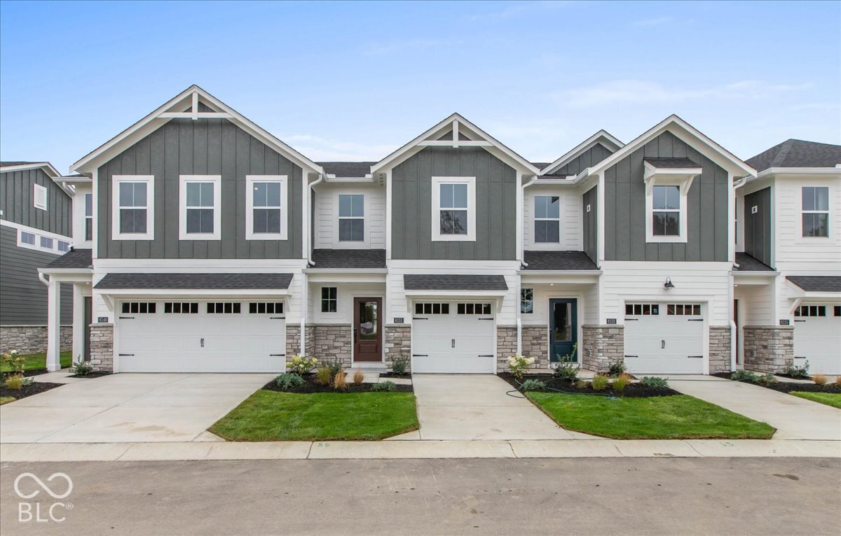 6151 Mill Hill Way 300-402 — photo