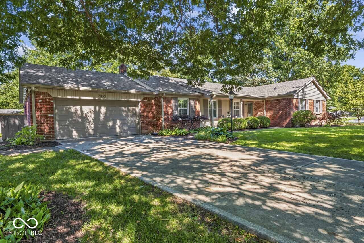 7856 Creekview Circle — photo