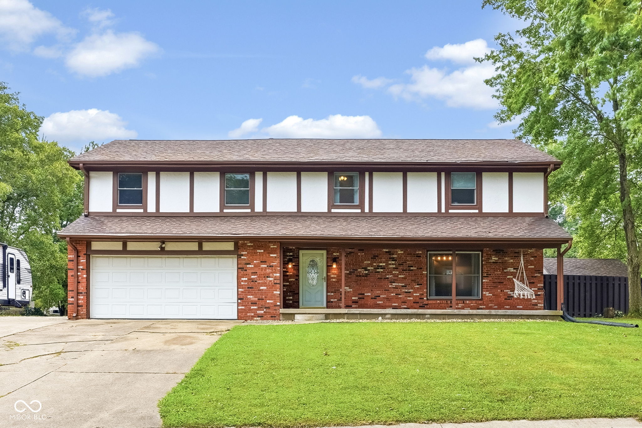 601 Ridgeview Lane — photo