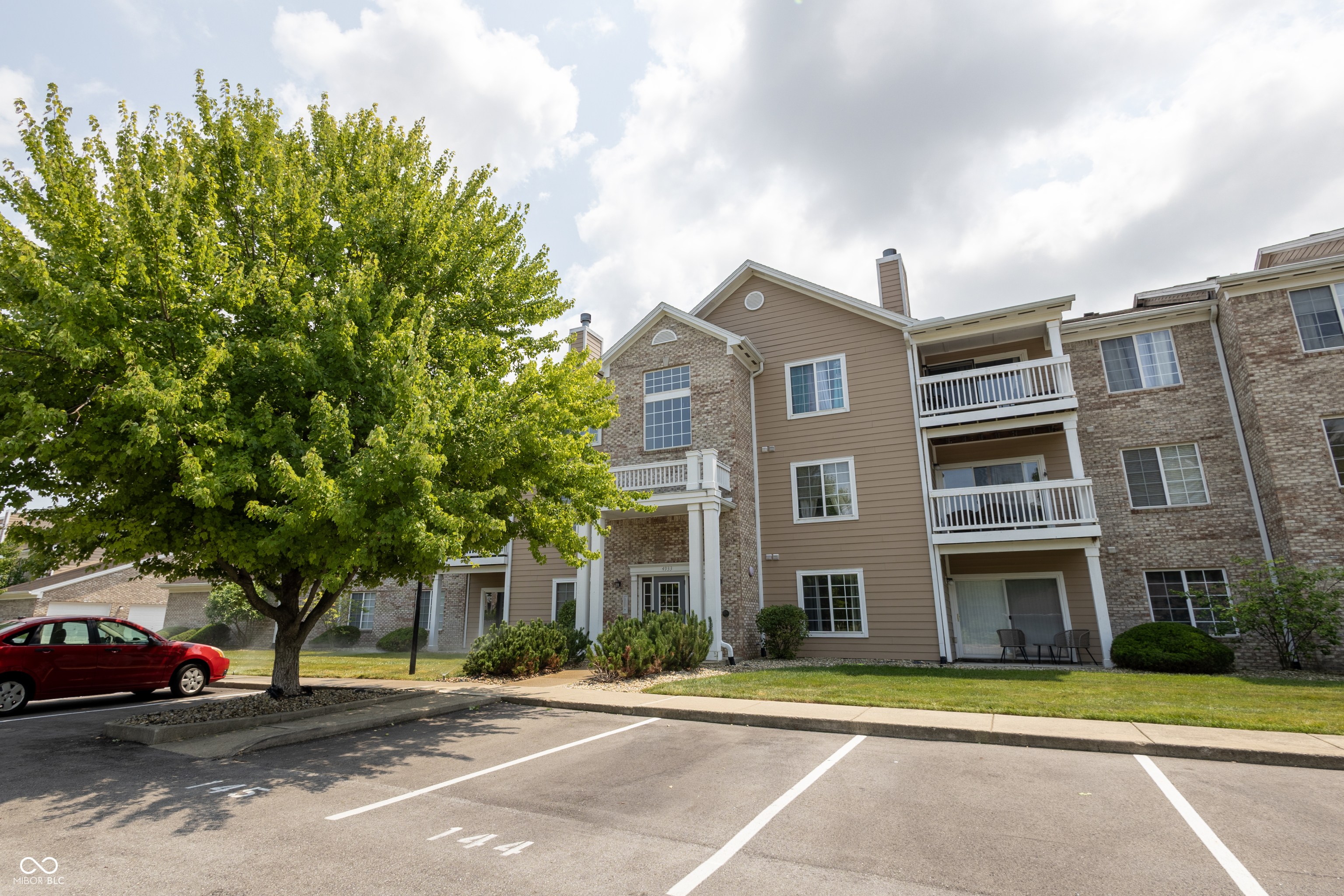 4933 Opal Ridge Lane 208 — photo
