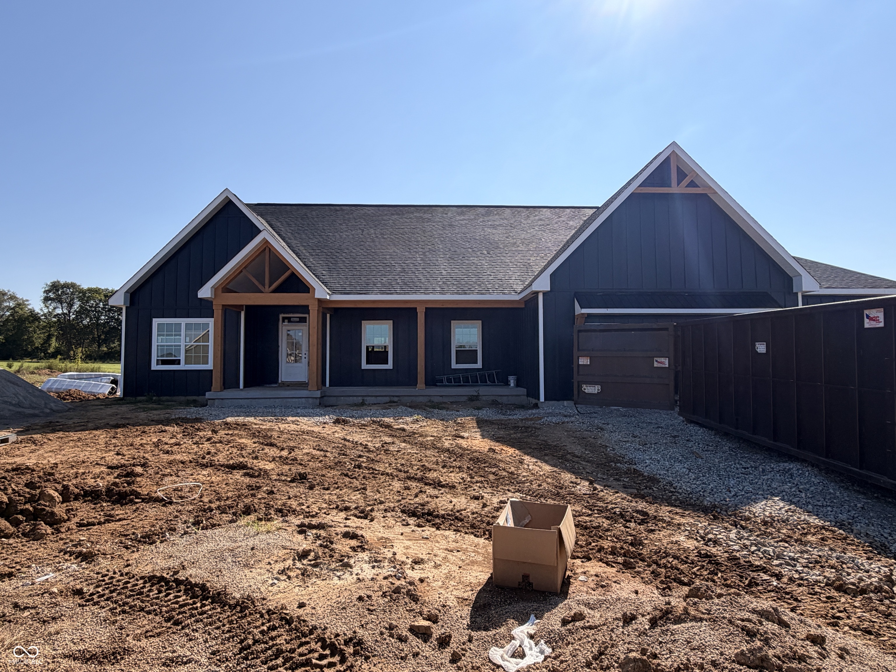 16 Pine Hills Court — photo