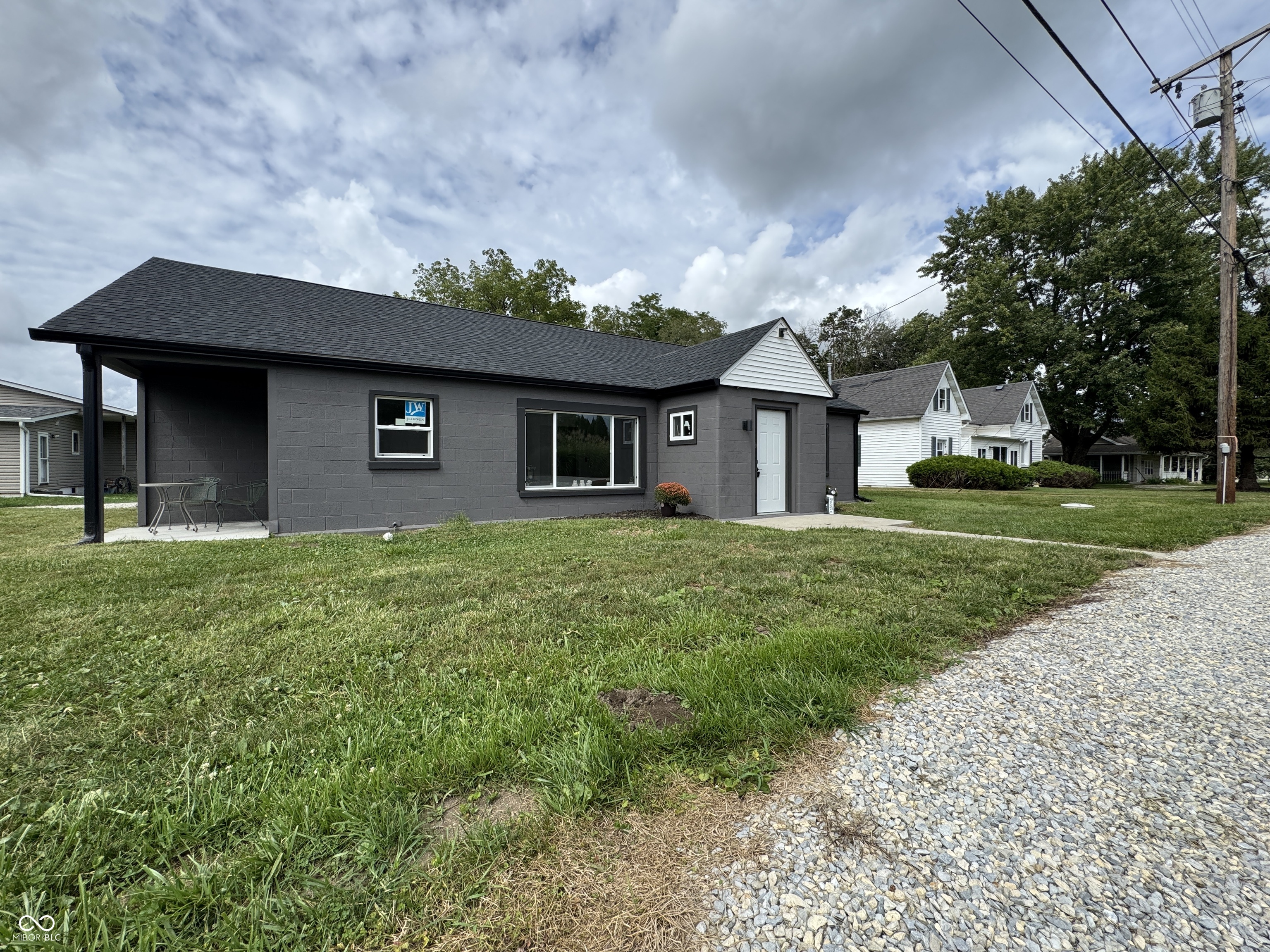 9615 S Olive — photo