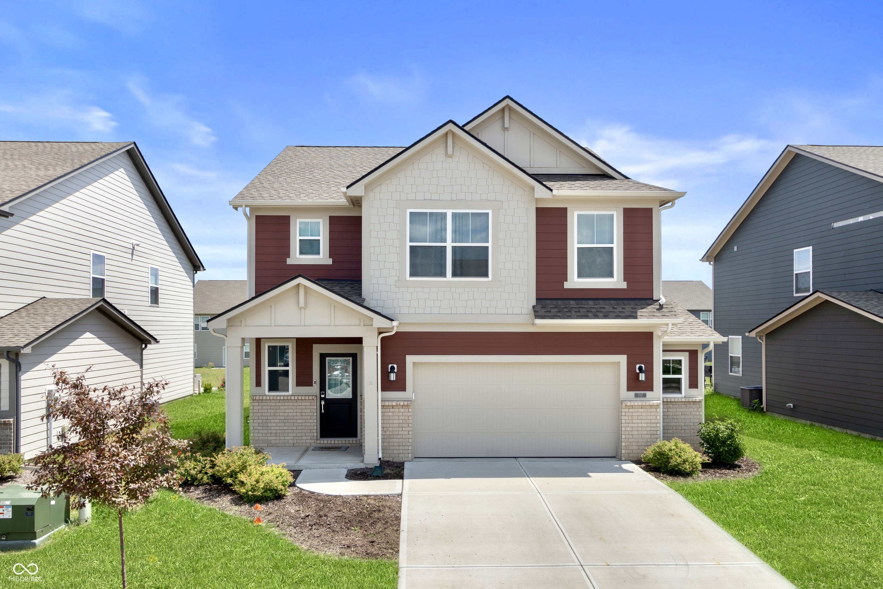 717 Oxford Lane — photo