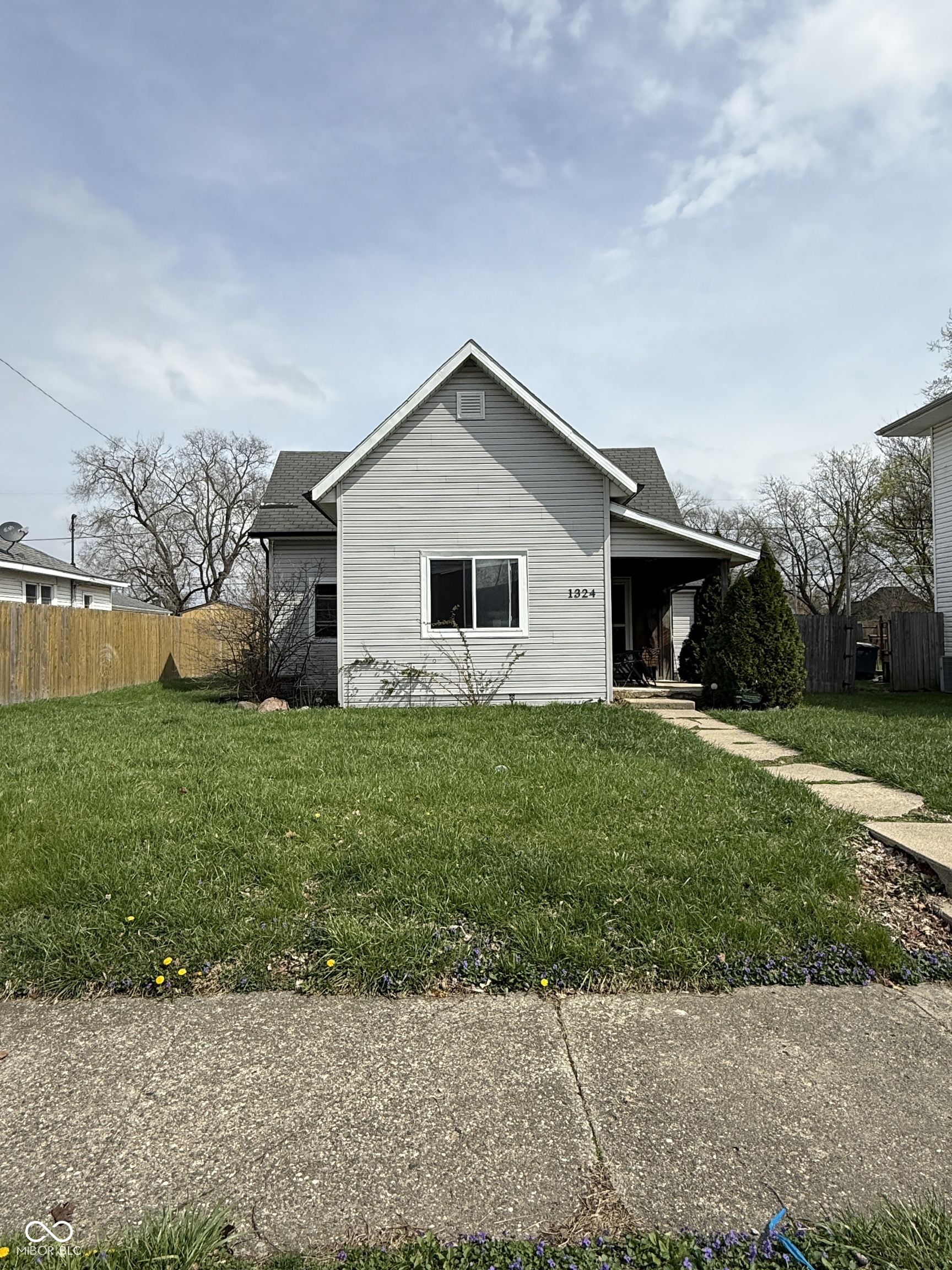1324 N McCann — photo
