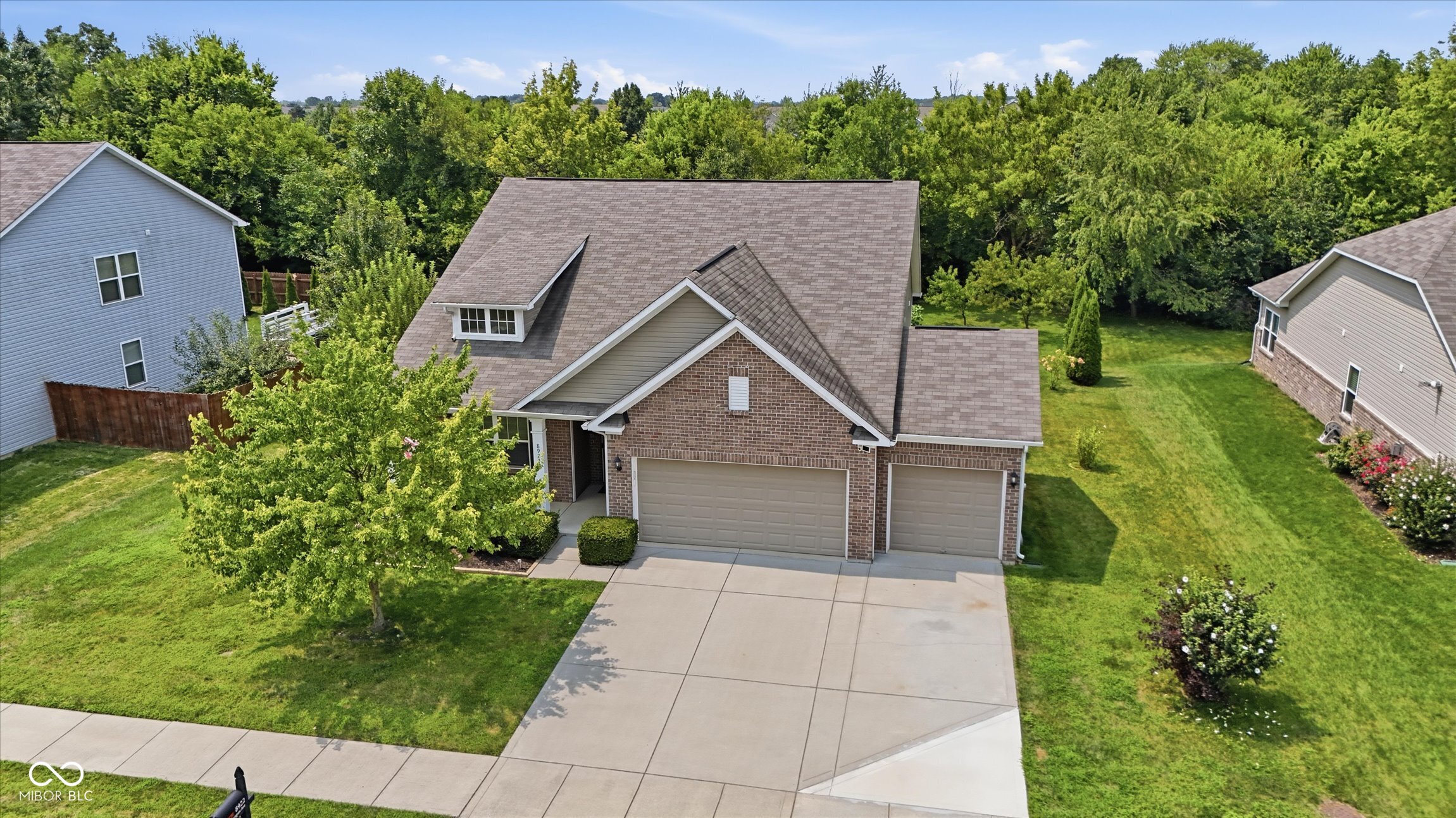 8922 N Springview Drive — photo