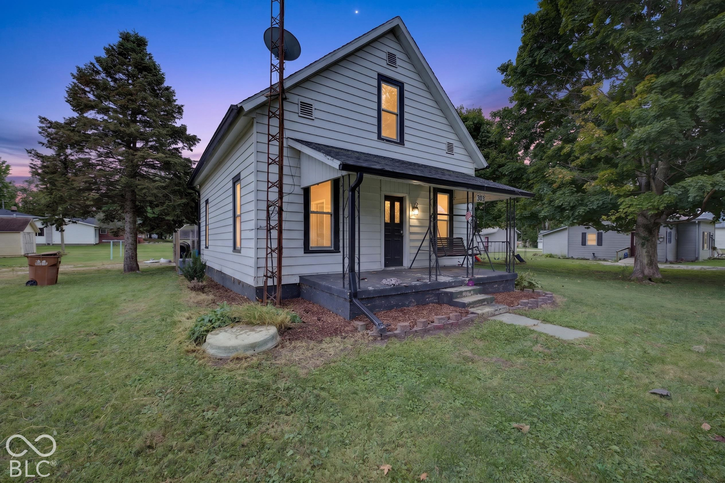 303 Brant Street — photo
