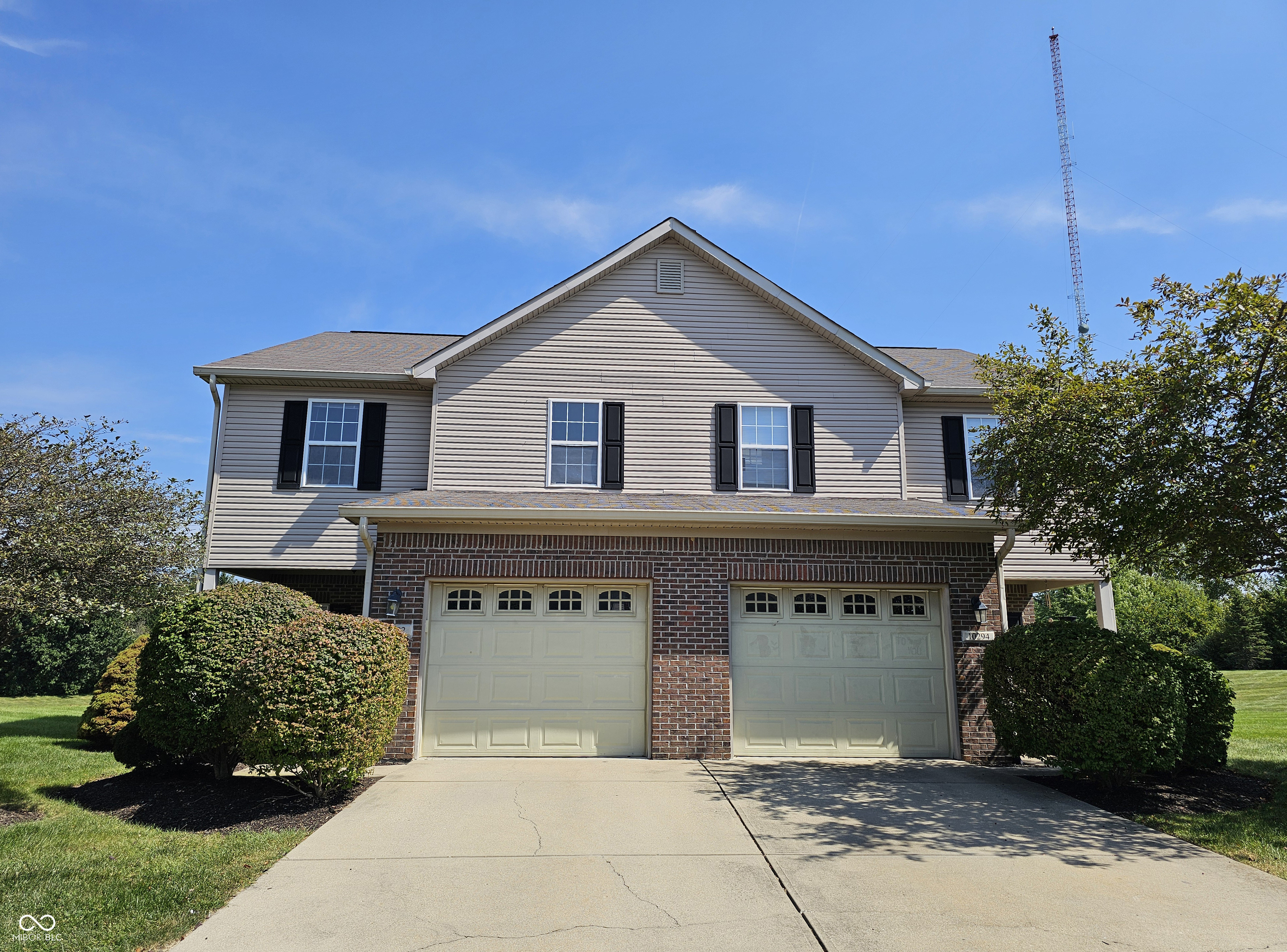 10292 Golden Drive — photo