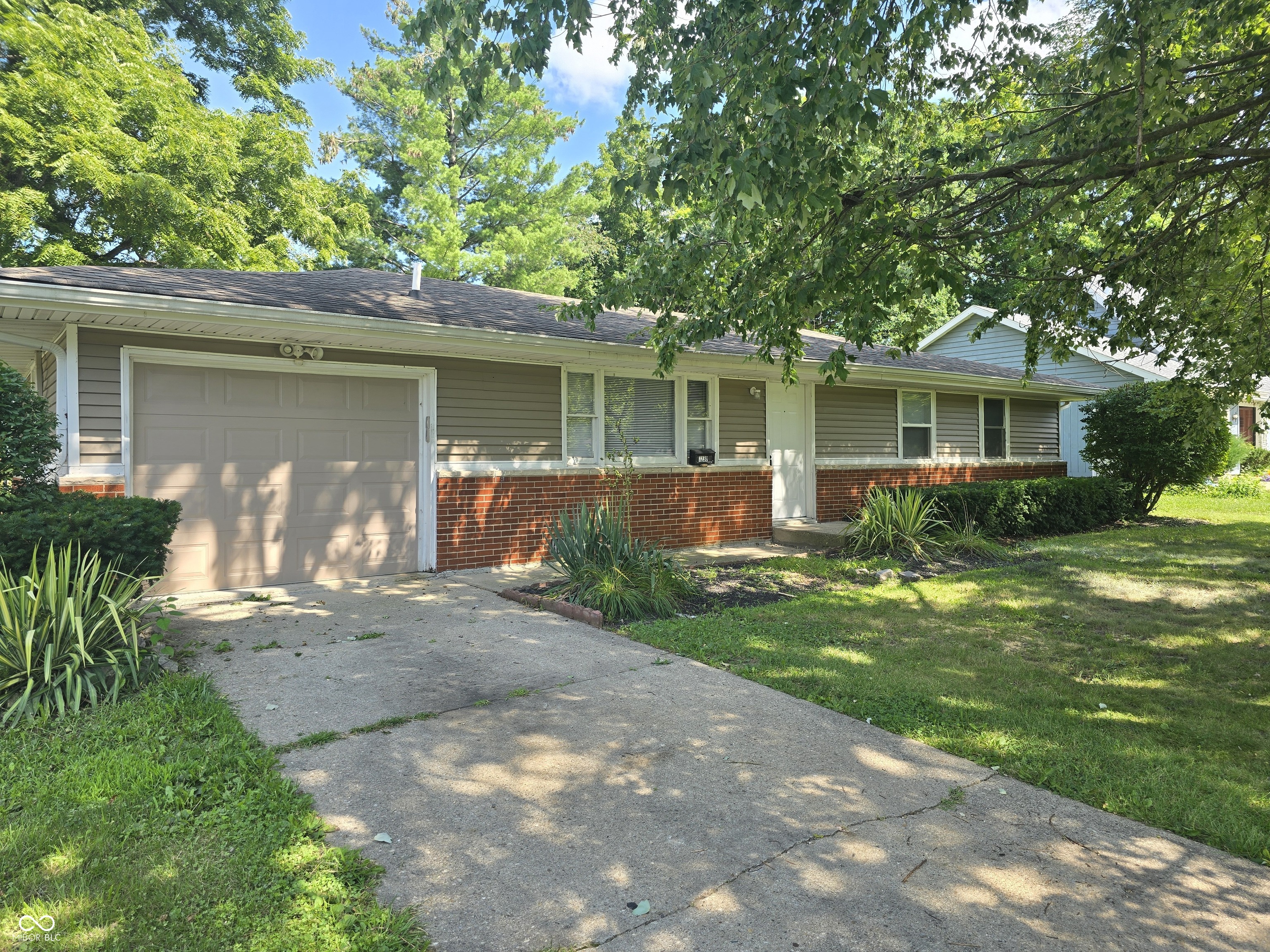 1230 Oakland Drive — photo