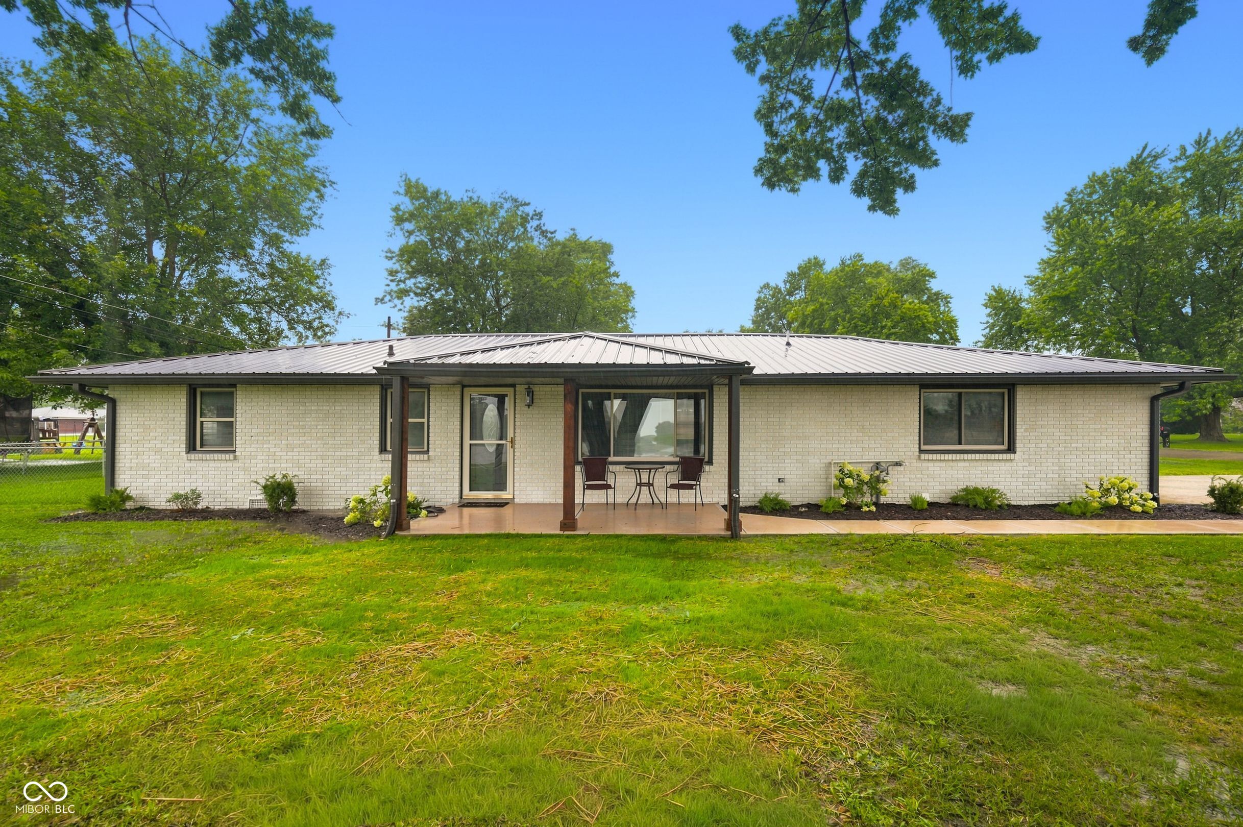 101 Cottonwood Drive — photo