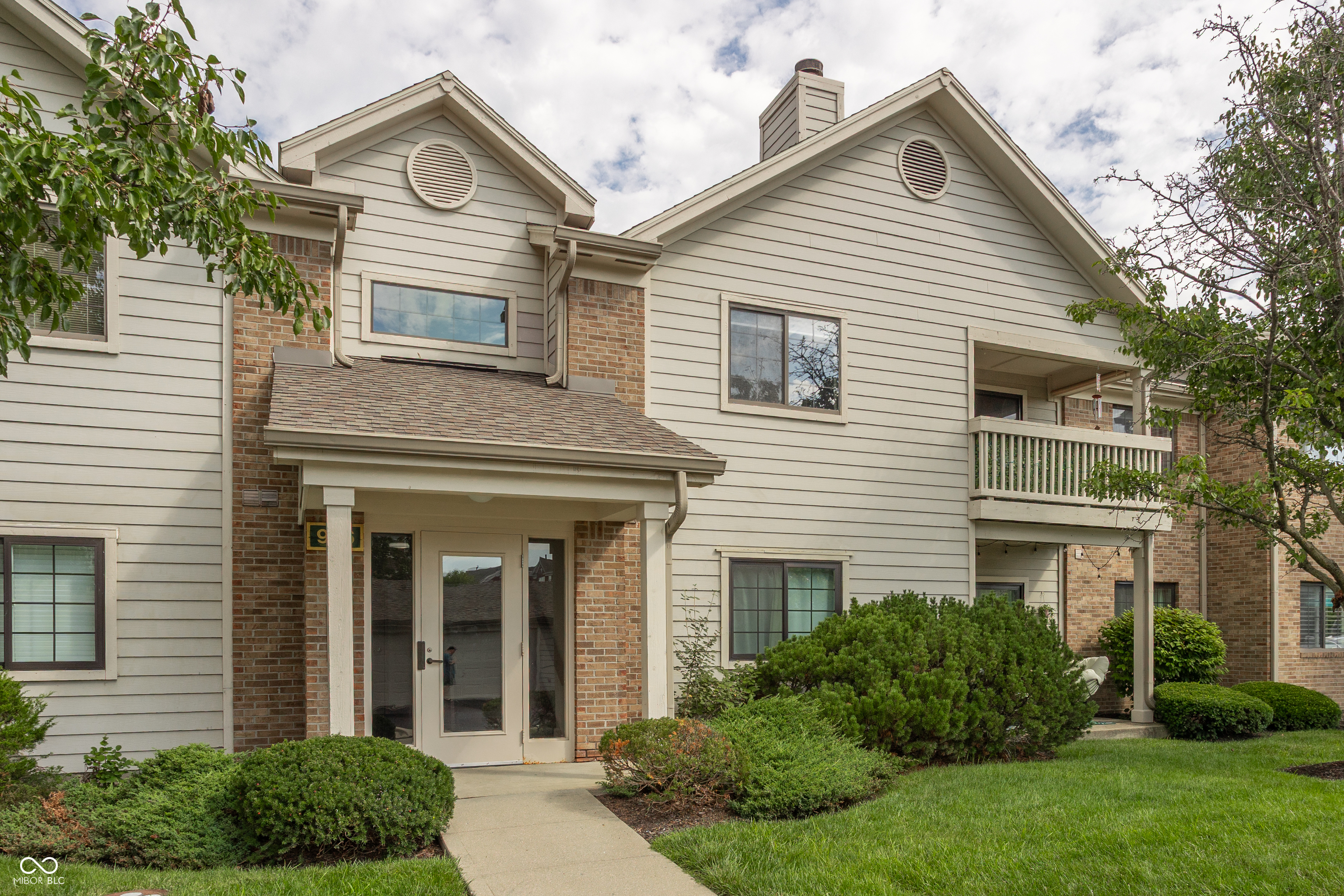 946 Lenox Lane Unit 207 — photo