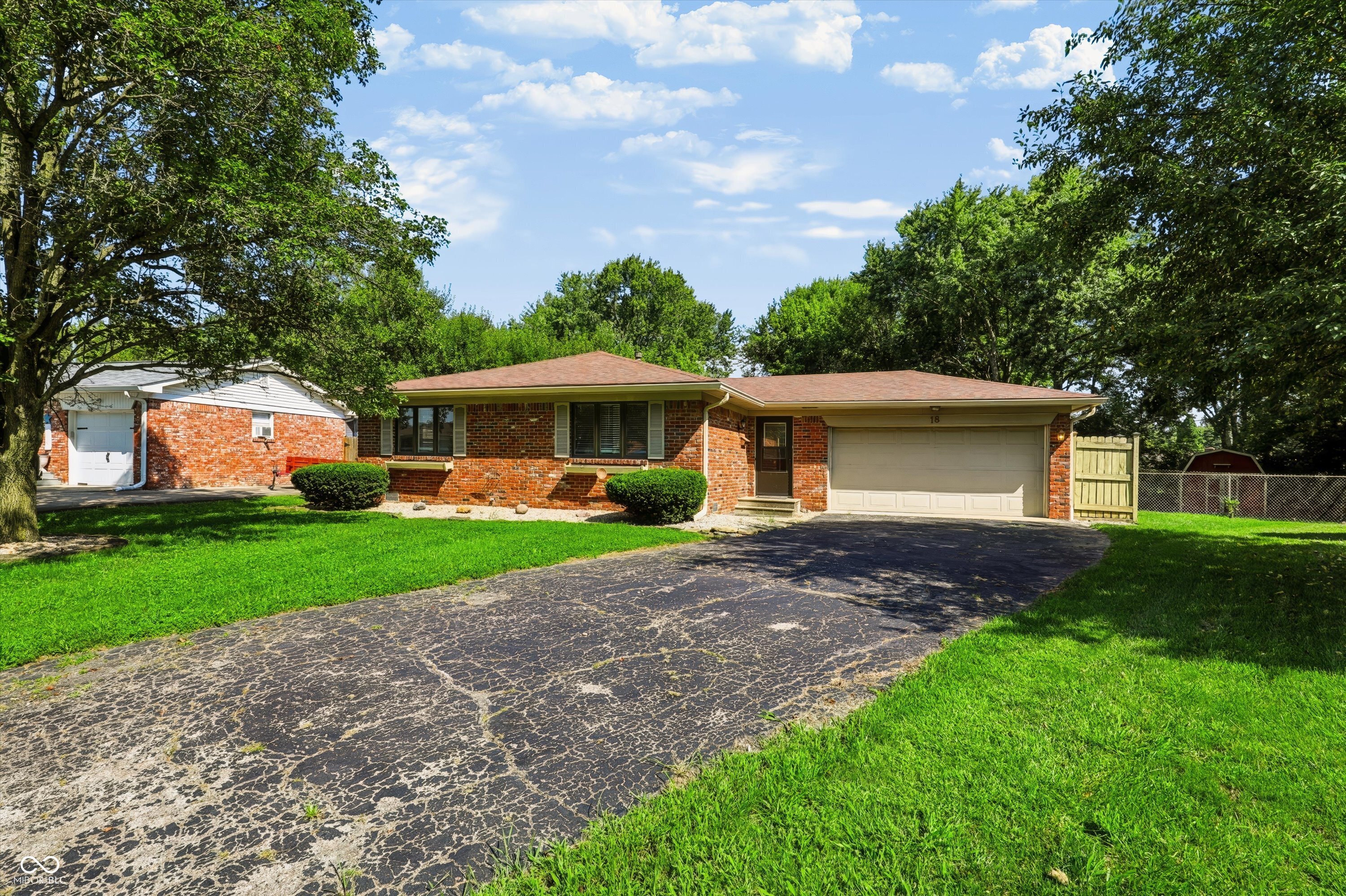 18 Roderick Court, Beech Grove, IN 46107 — photo 3