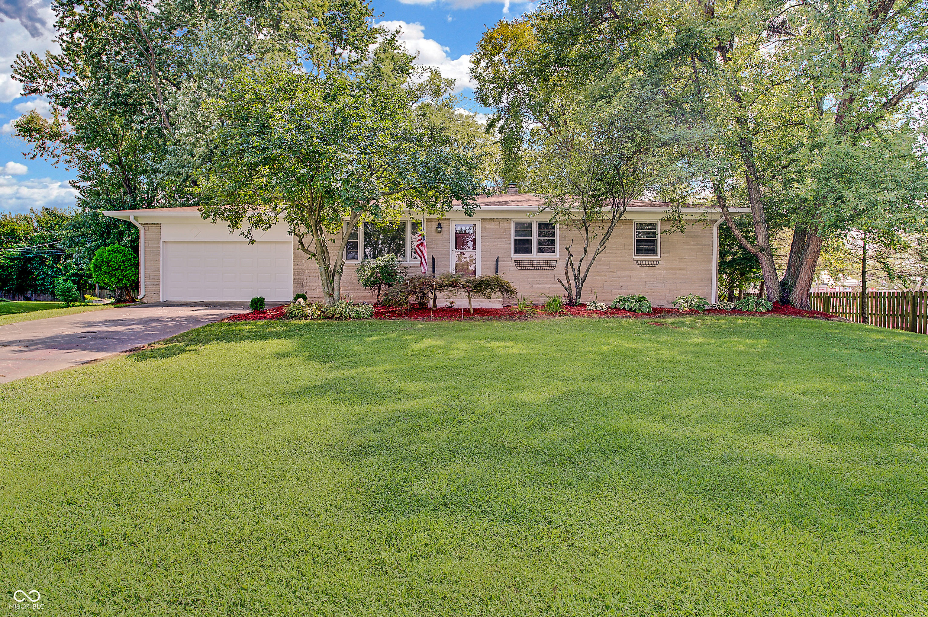 47 Dixie Drive — photo