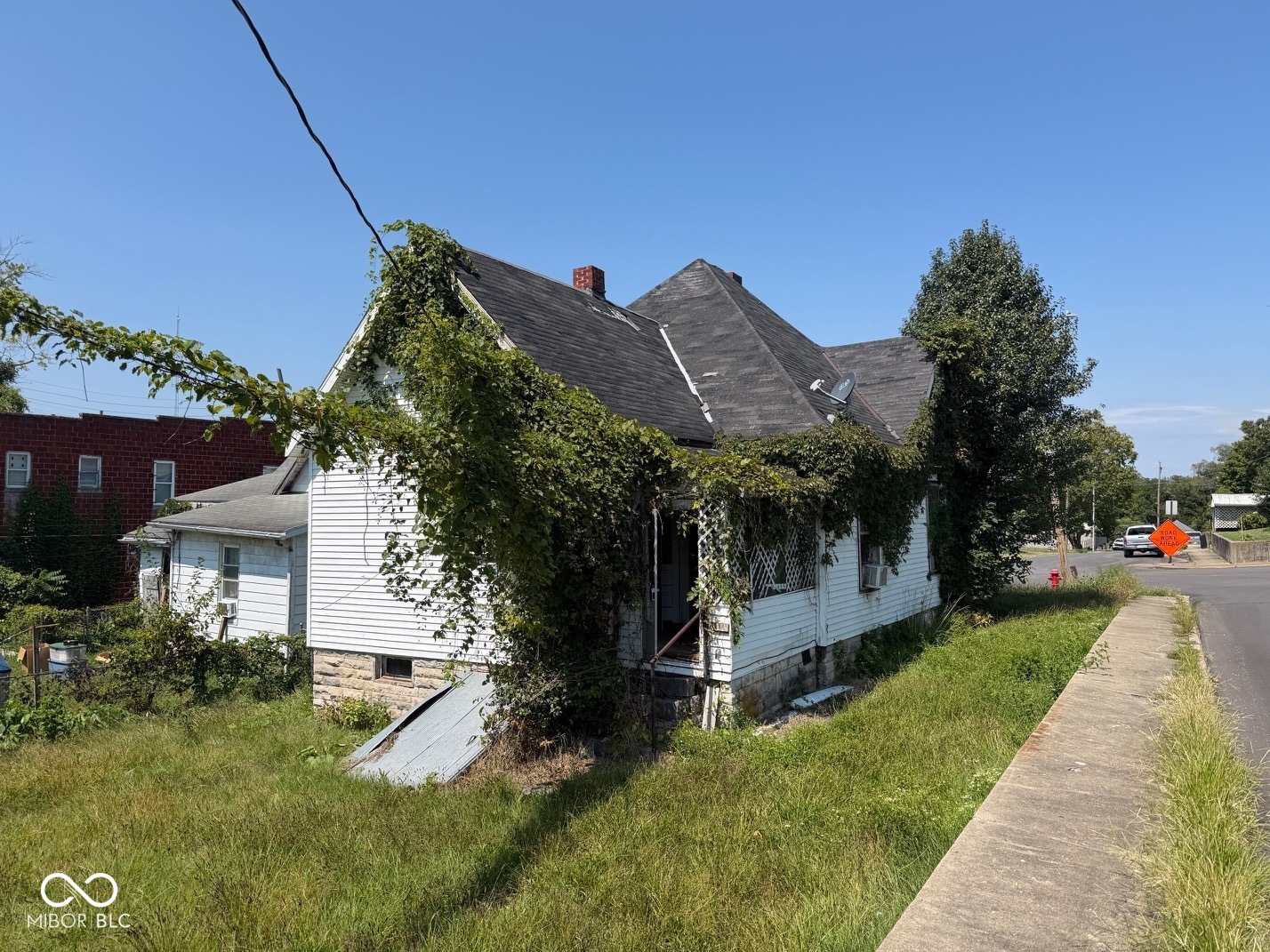 702 15th Street — photo