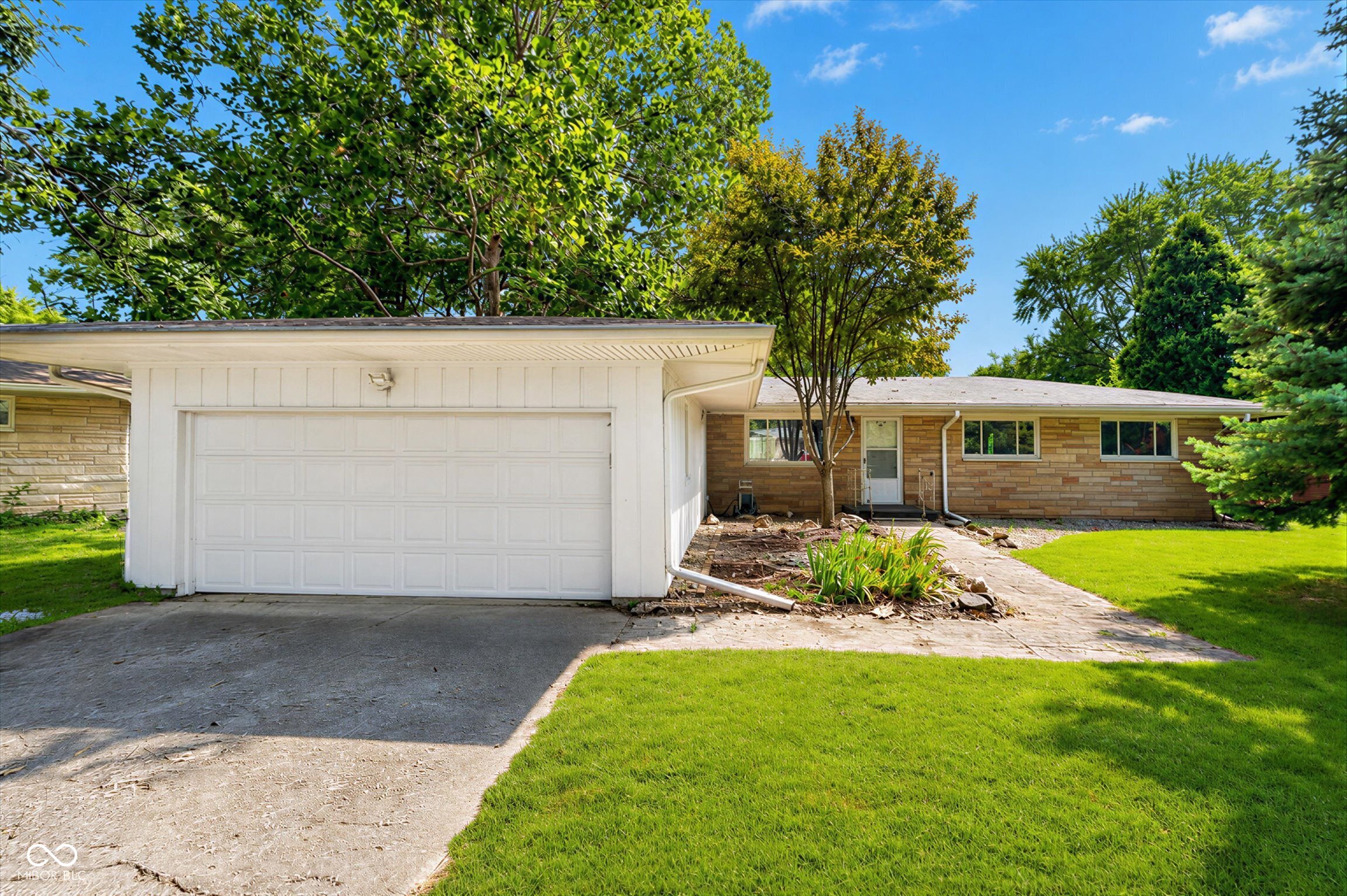10207 Carrollton Avenue — photo