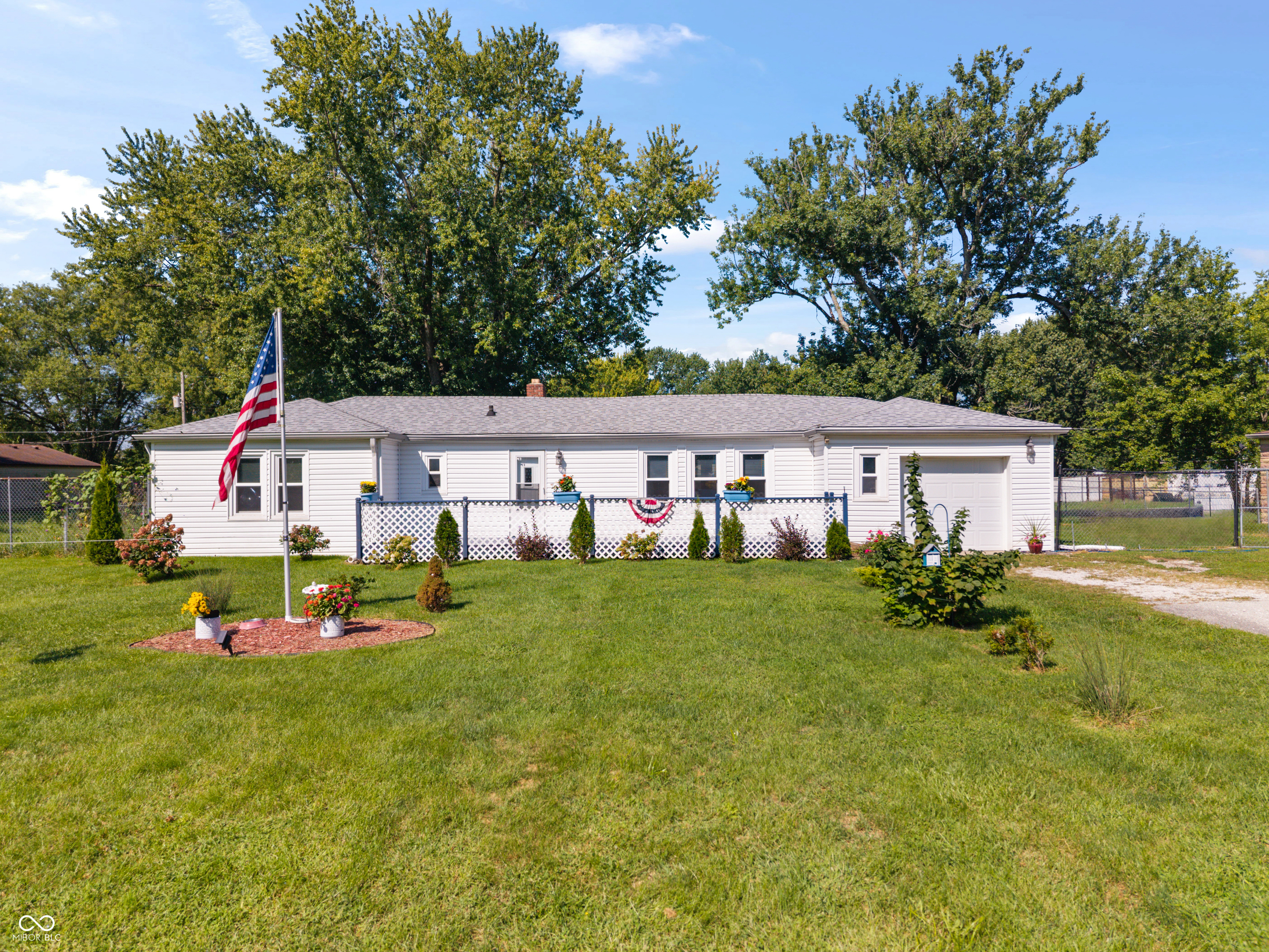 3230 Fisher Road — photo