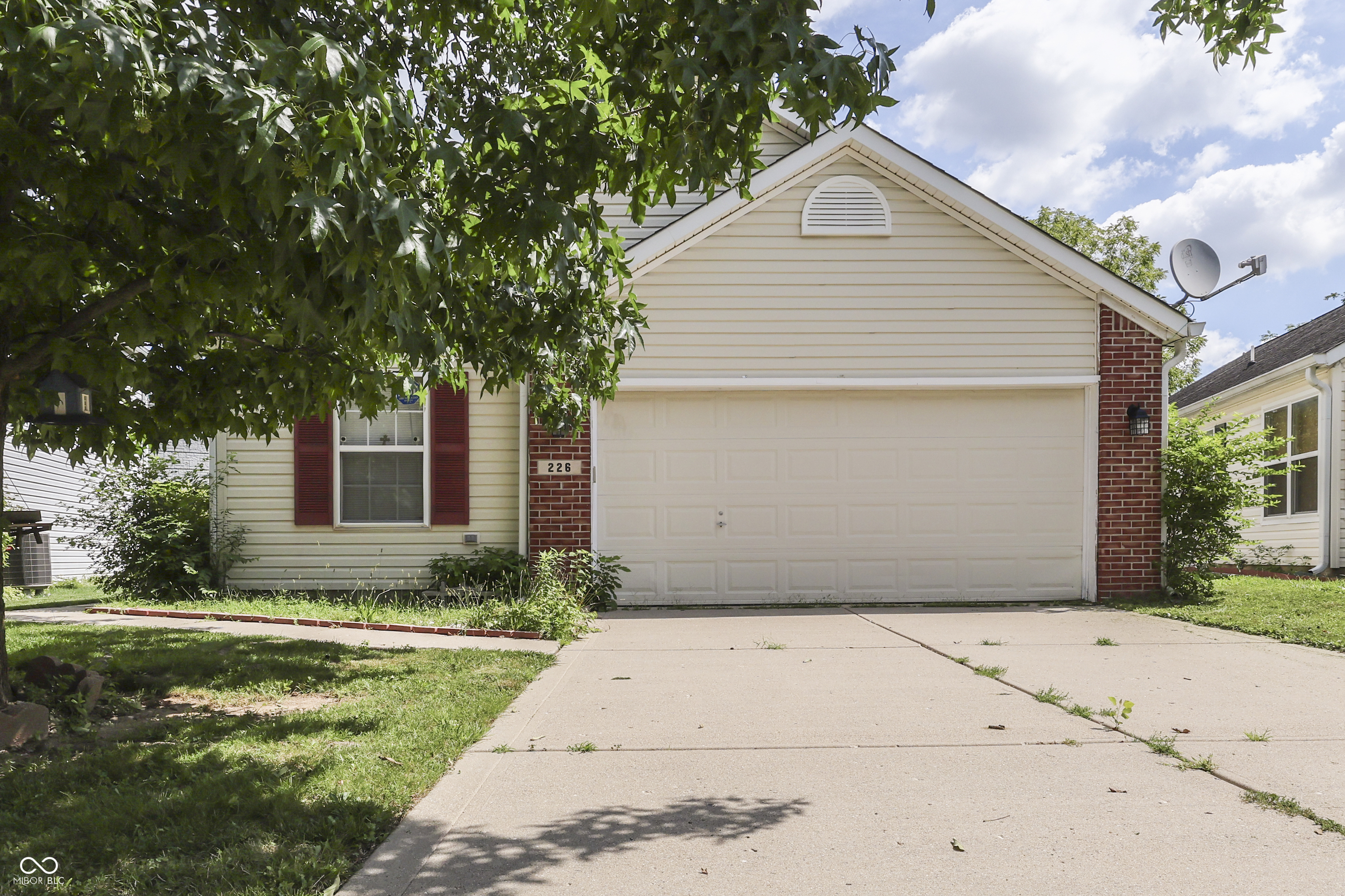 226 Gazebo Drive — photo