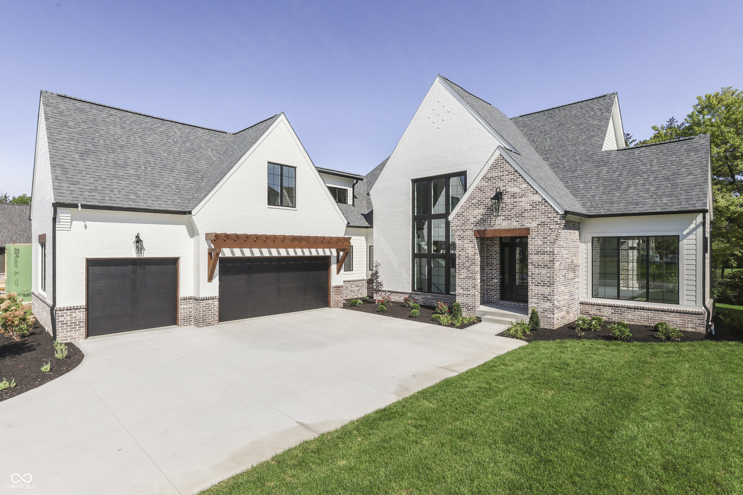 10880 Dartmoor Court — photo