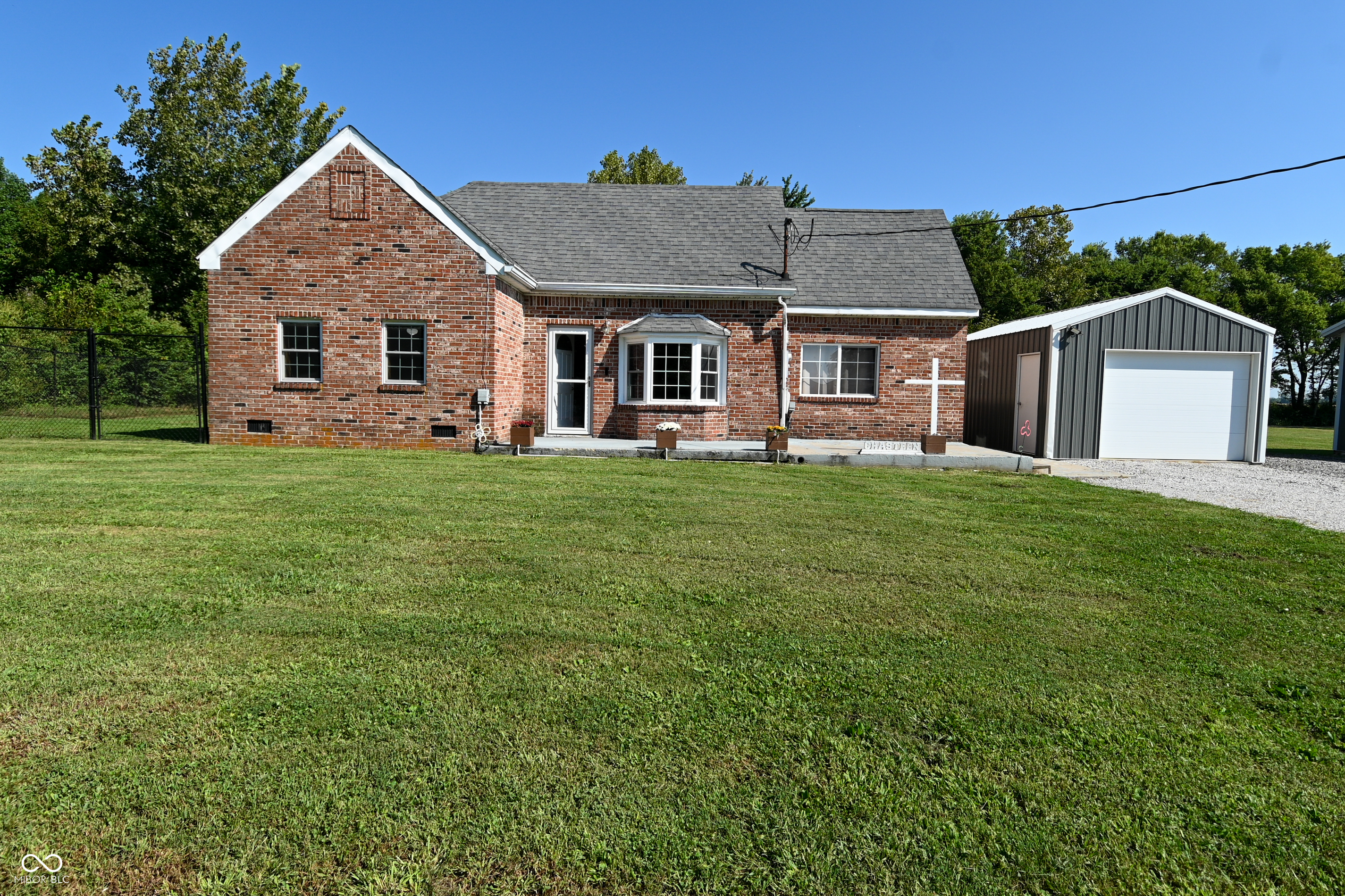 1196 E County Road 500 N — photo