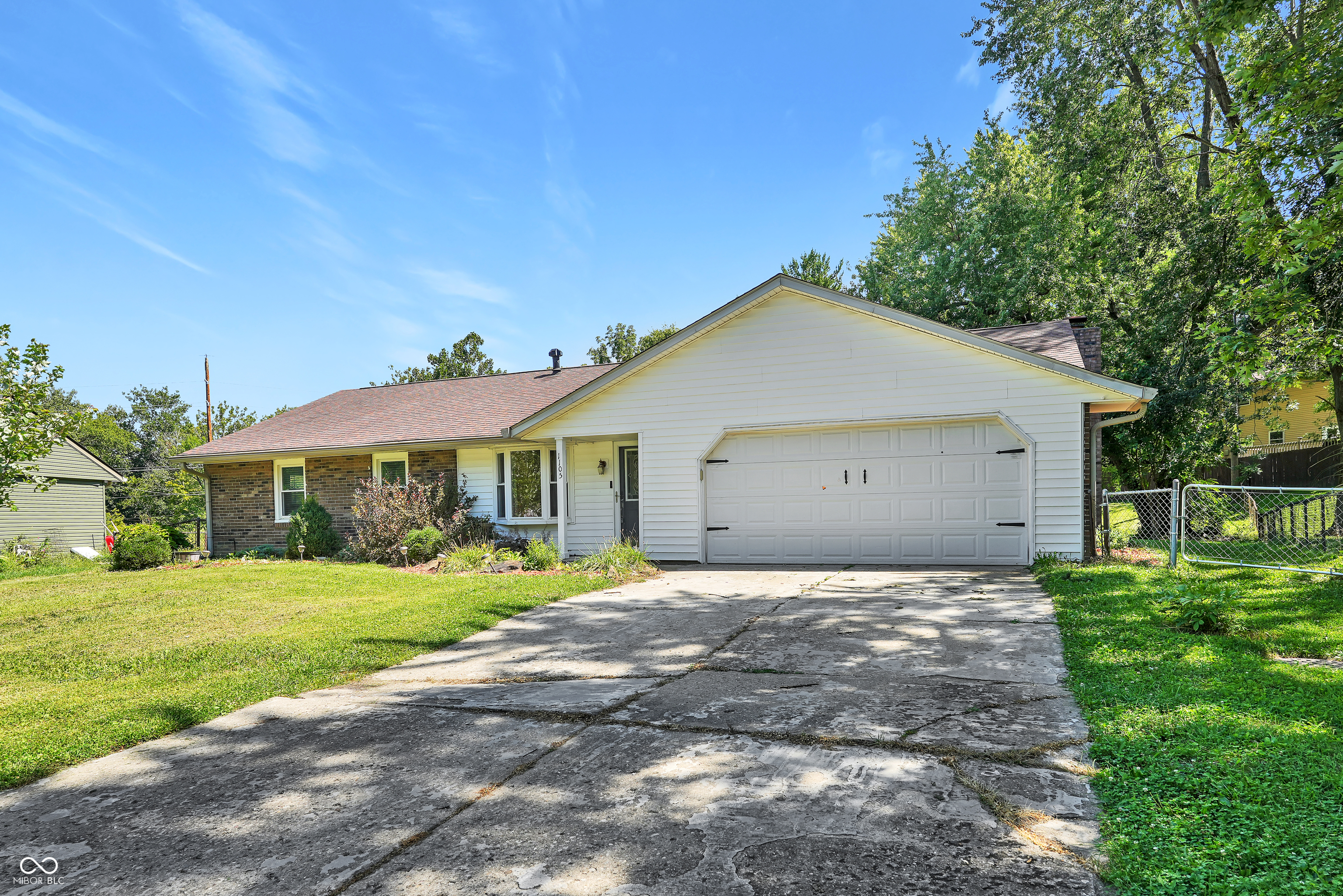 1105 Brookside Lane — photo