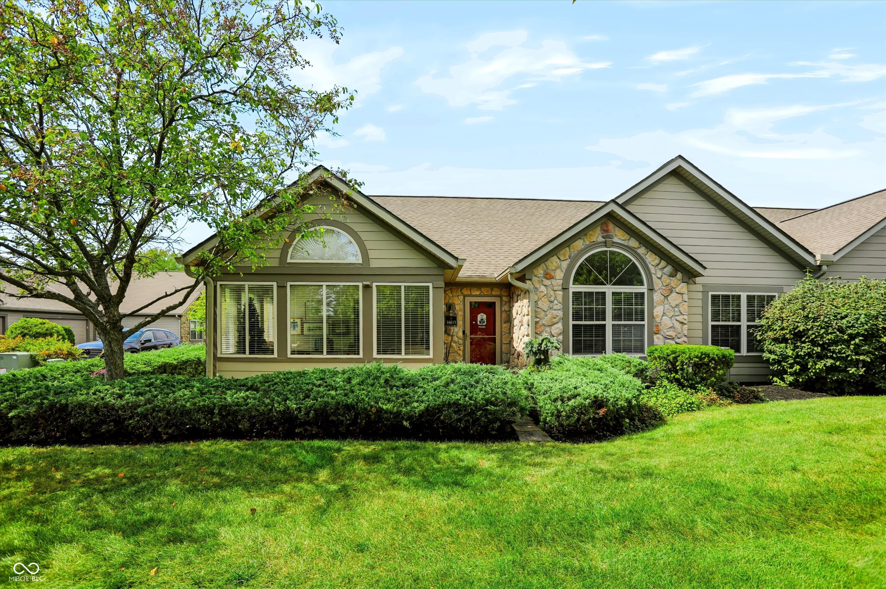 16615 Brownstone Court — photo